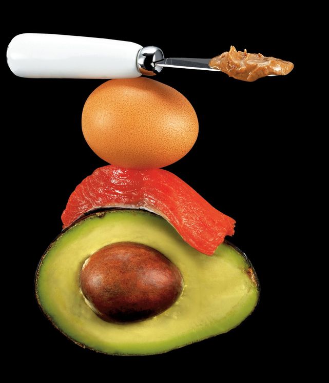 Healthy fat foods avocado,salmon, egg, peanut butter - Ultimate Health Personal Trainer Hollywood