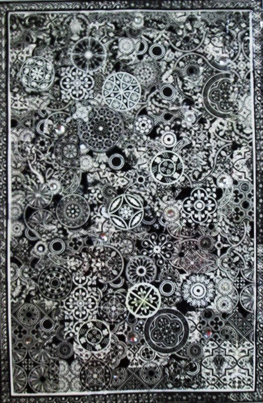 Alice bw Circles.JPG