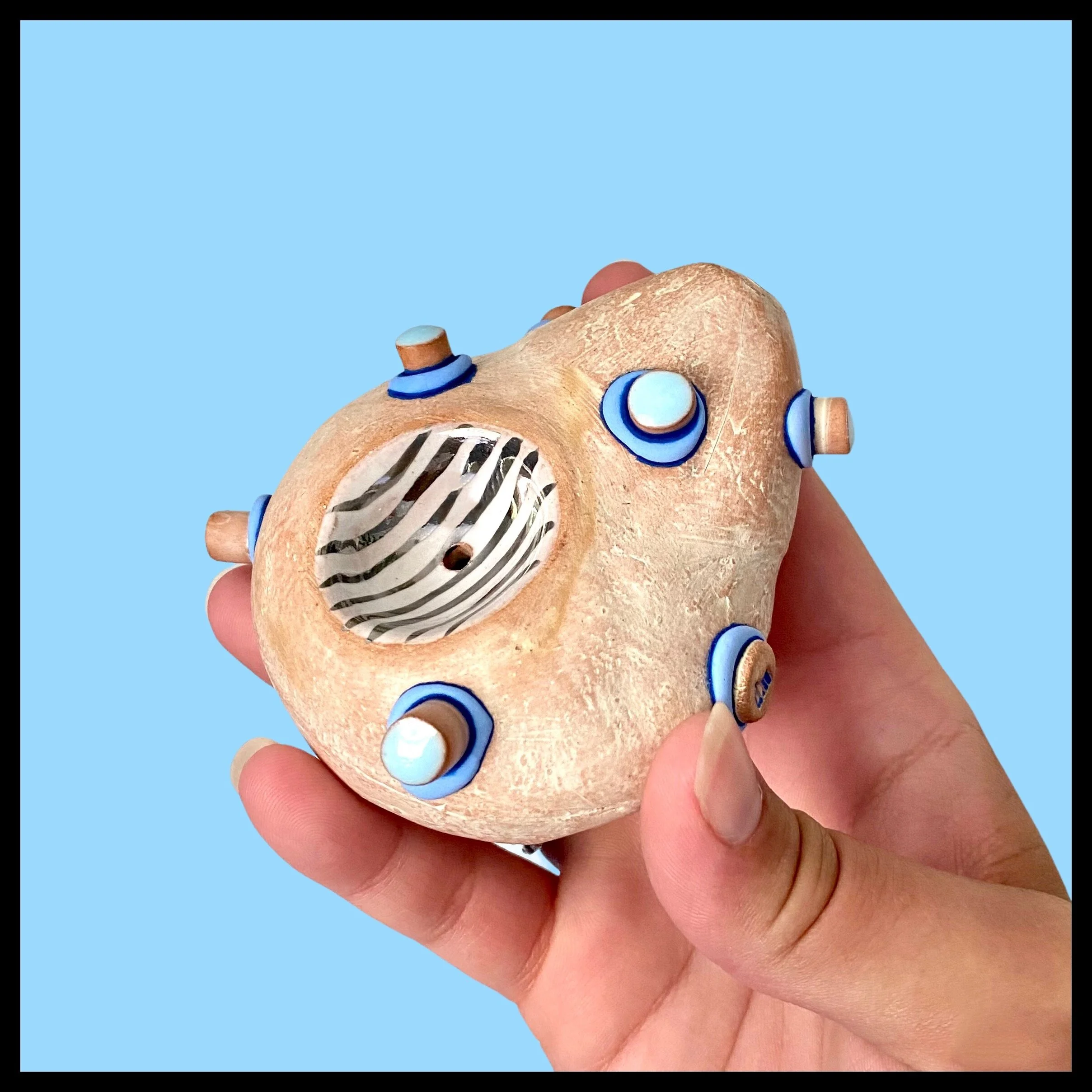 DC6041E0-FAD2-408E-A5DF-E6E6427095BF