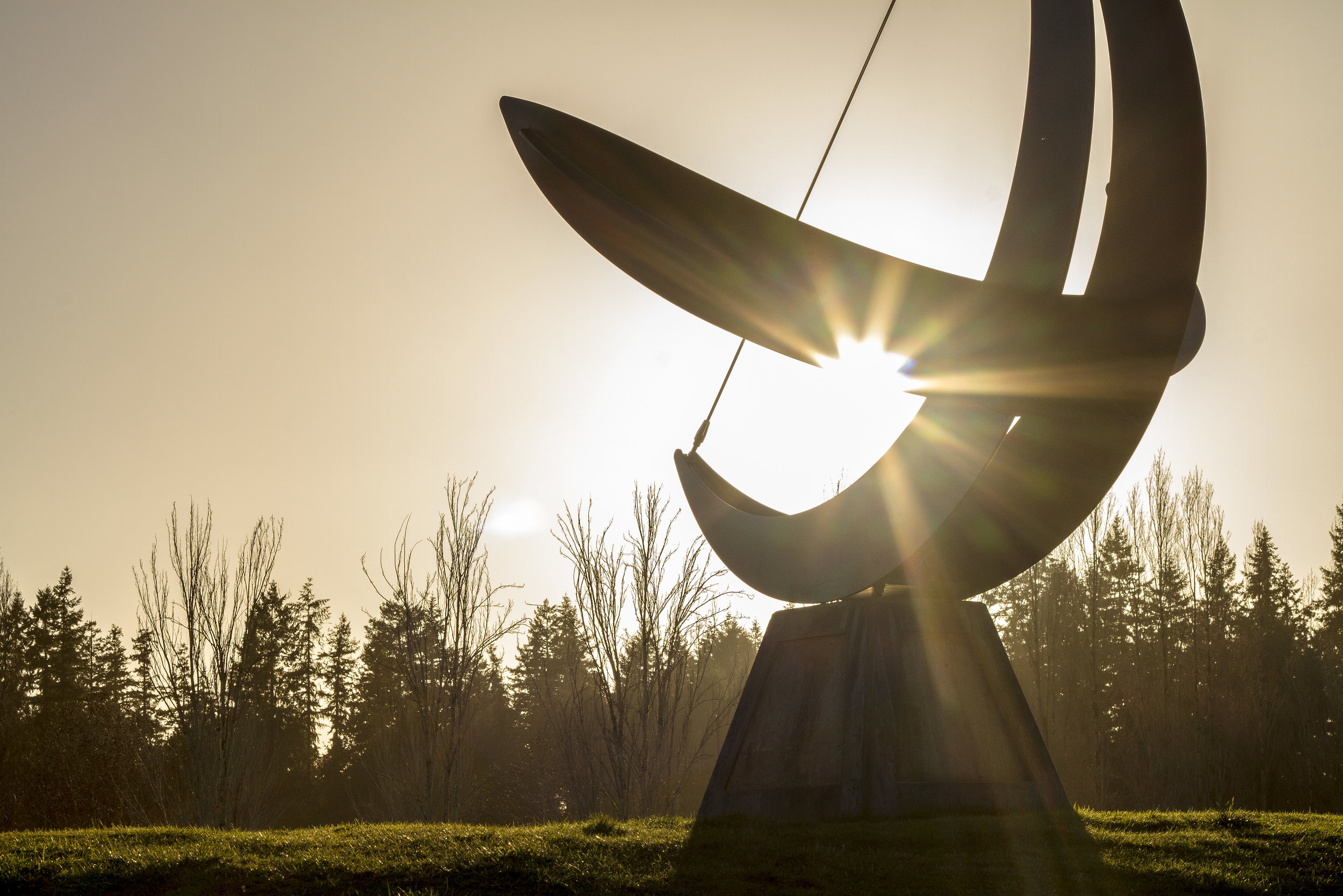  The winter sunset comes early to Western Washington in December, as marked by the large sundial at Battle Point Park.&nbsp; 