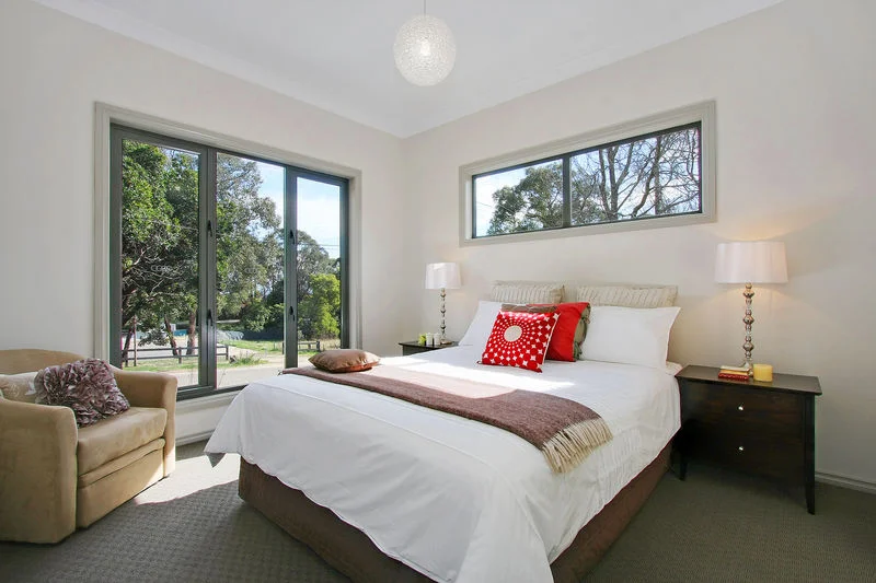 012 - Open2view ID232925 - 1_2a Gardner Parade_Mt Evelyn.jpg