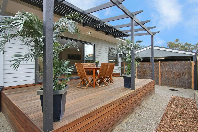 018 - Open2view ID232926 - 2_2a Gardner Parade_Mt Evelyn.jpg