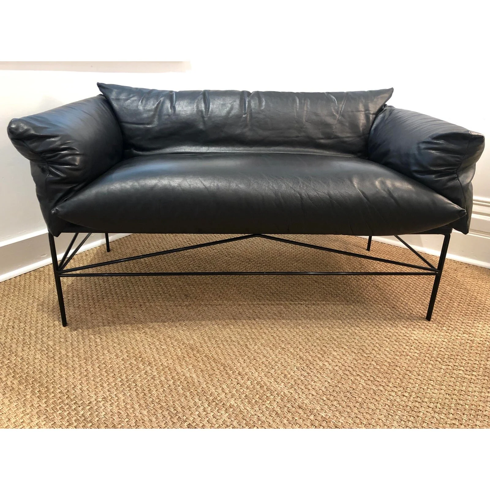 italian-black-leather-settee-1405.jpeg