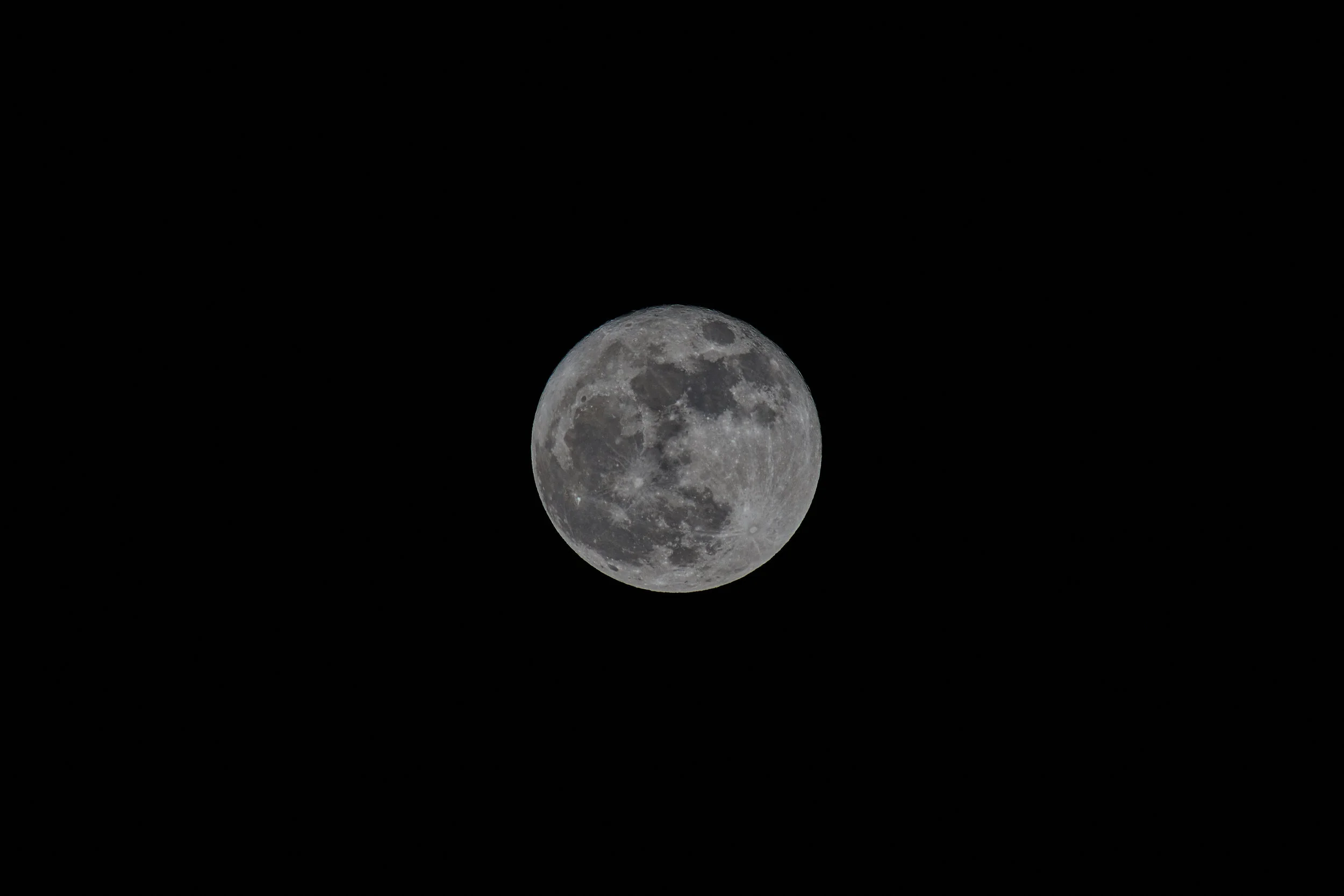supermoon, full perigee