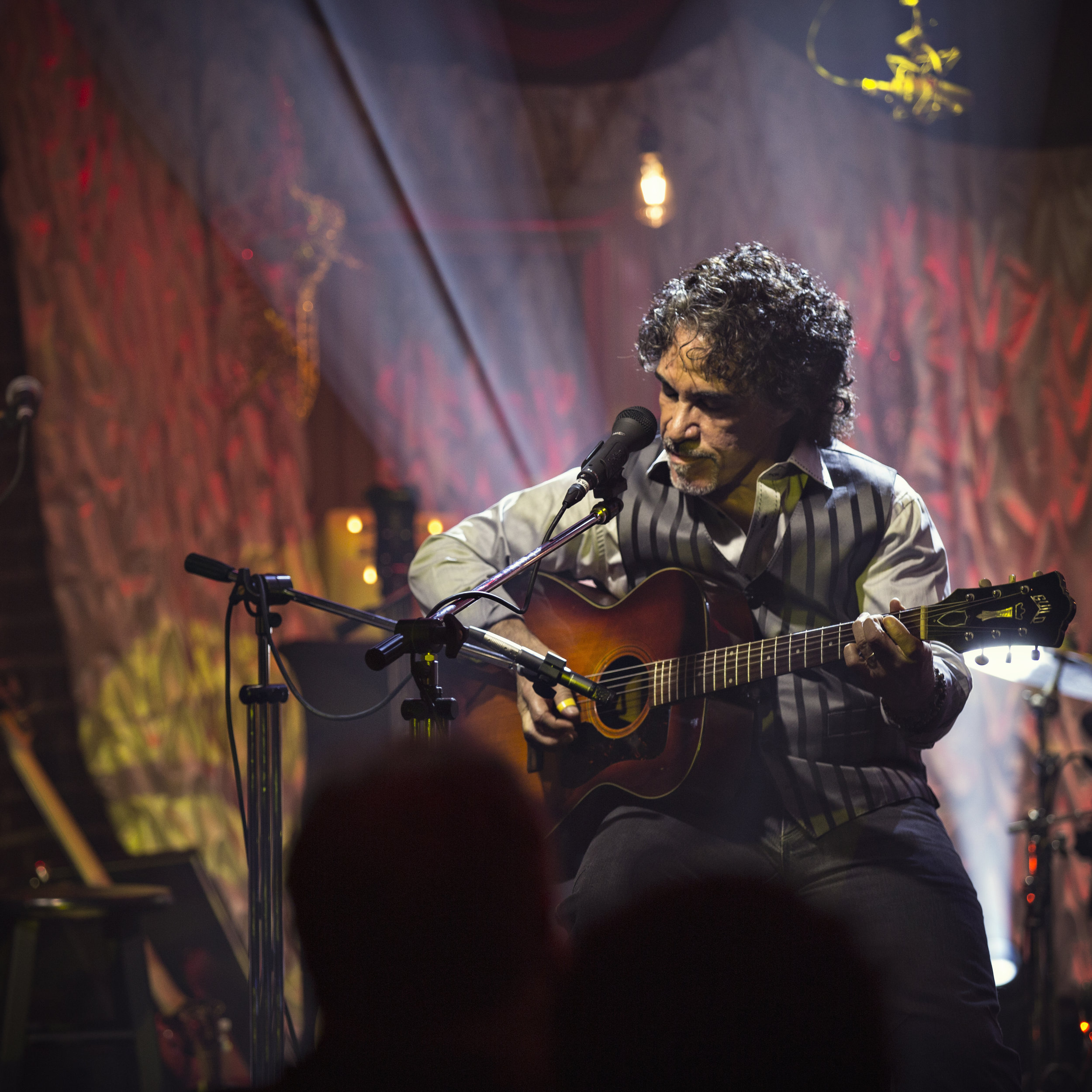 JohnOates.jpg