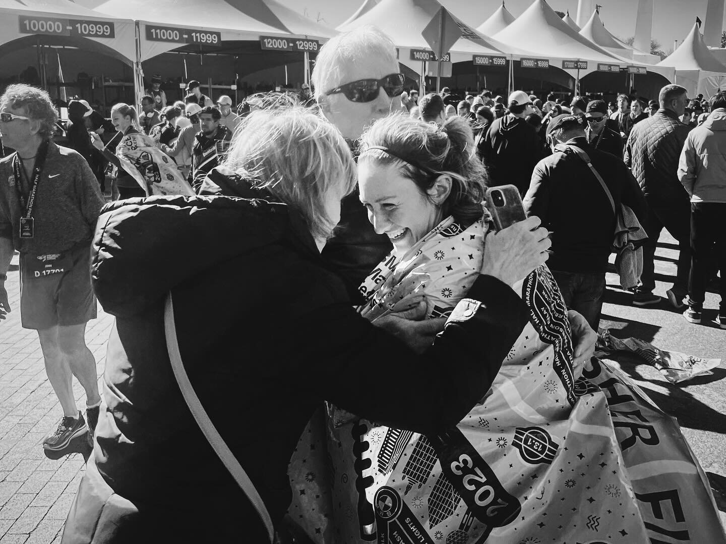 did the thing!! 👏🤙

another half in the books, but pretty proud of this one&hellip; and so grateful for all the support waiting at the finish line! 💙 literal support&hellip; I don&rsquo;t think I could have made it to the car without them :)
