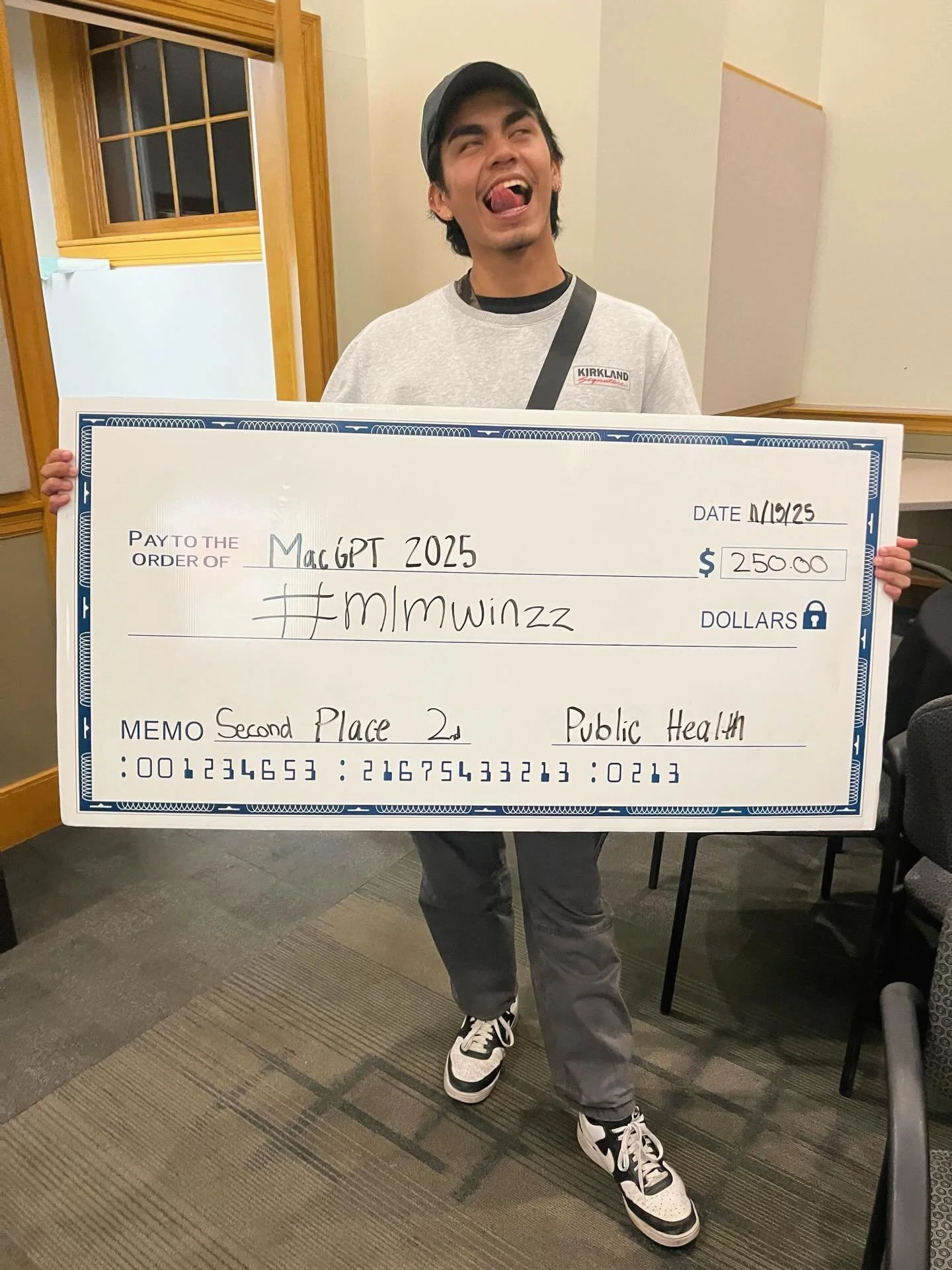 #SorryNotSorry that TRG students are so multifaceted and multitalented 🙌 congrats to @eggy_rey for second prize in a recent public health policy competition!