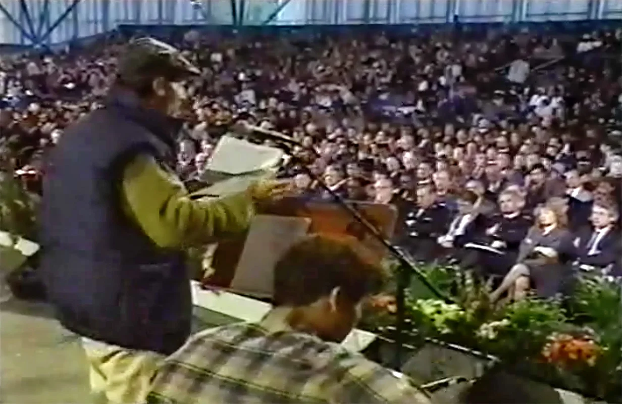 Jamal Khamis at Bijlmerramp ceremony.jpg