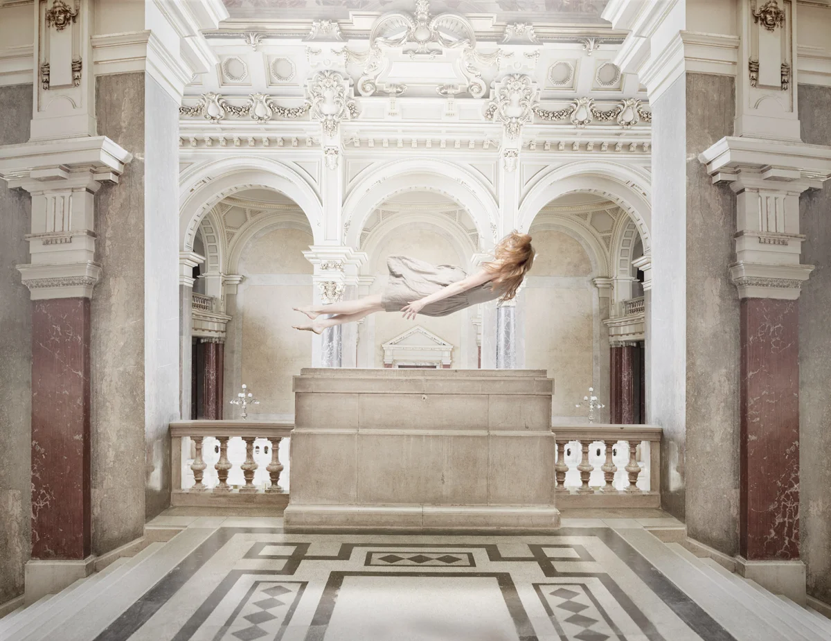 floating_1.jpg