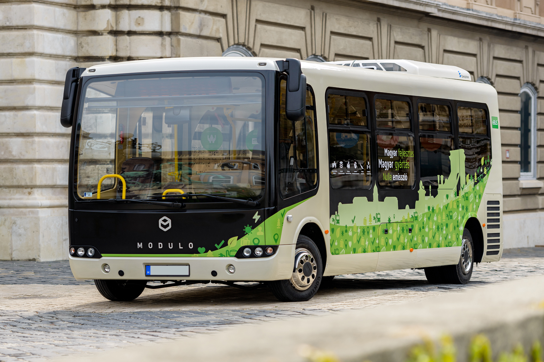 Molnár László Péter - Modulo Midi Bus 02.jpg