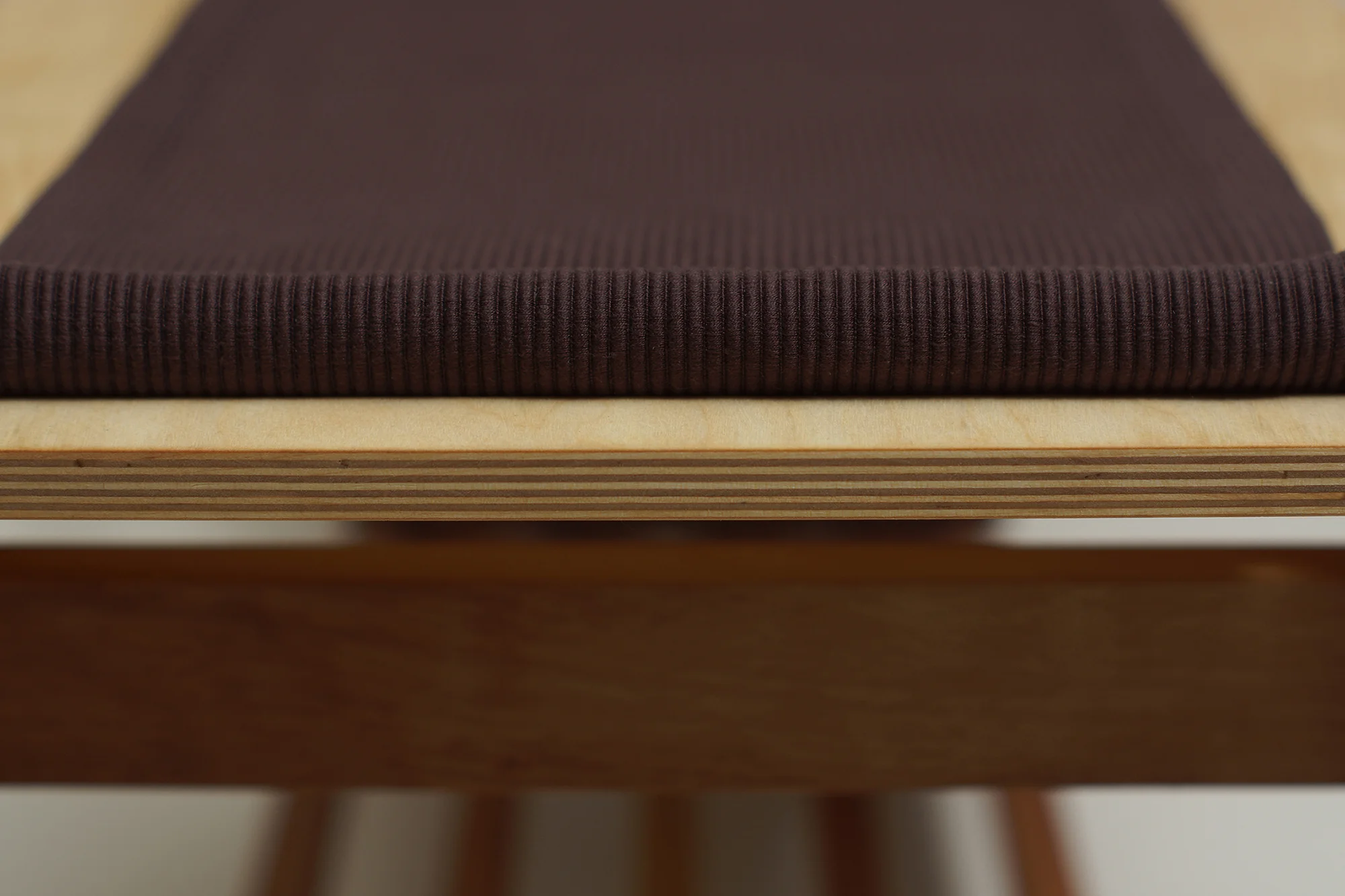 Dezső Ilona - Download Design - Bench with hanger 02.jpg