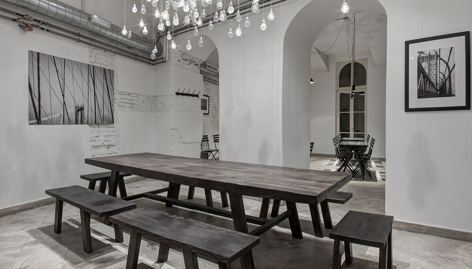 Publikus restaurant - Minusplus 03.jpg