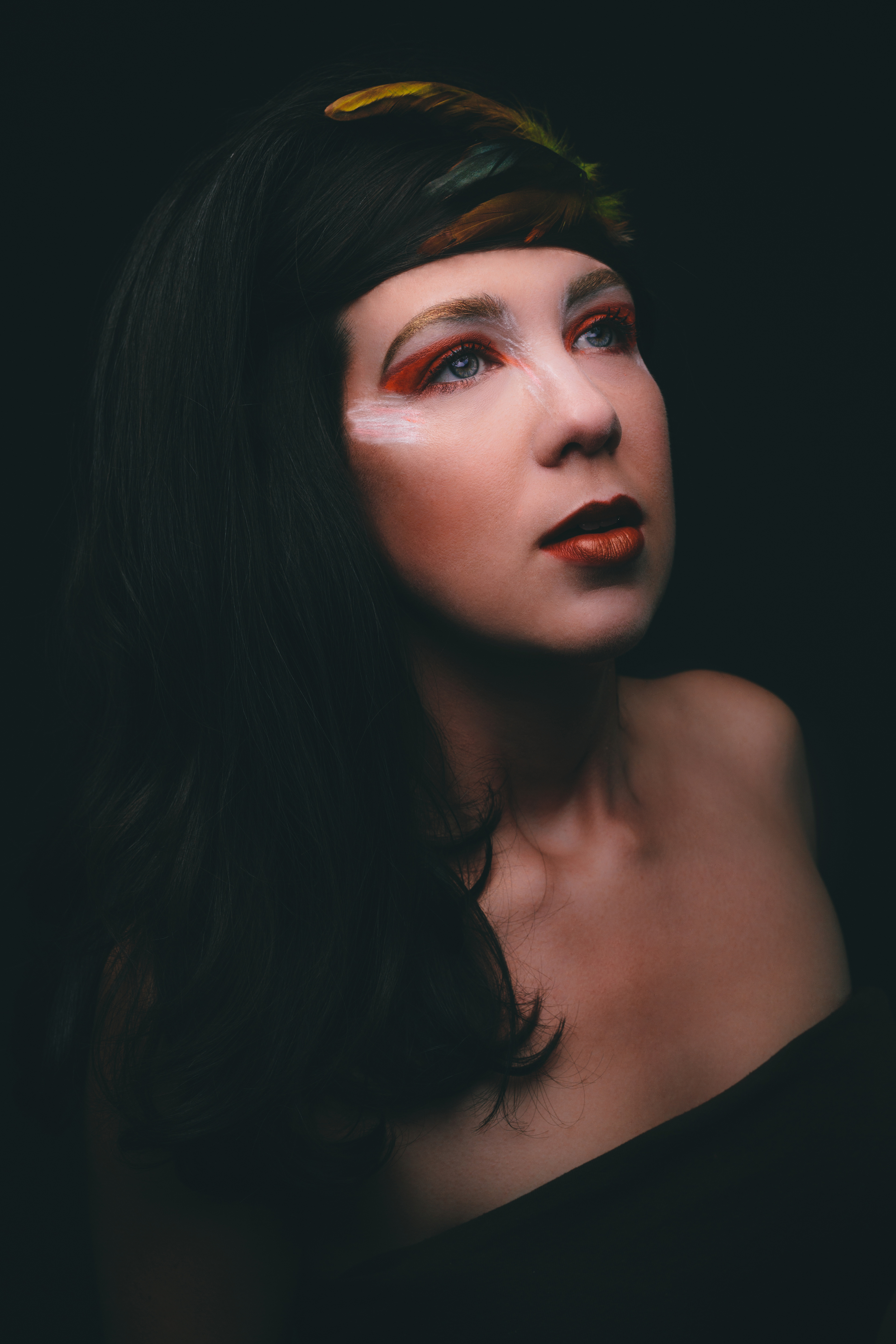 Julie Hartman | MU: Lenora Garcia