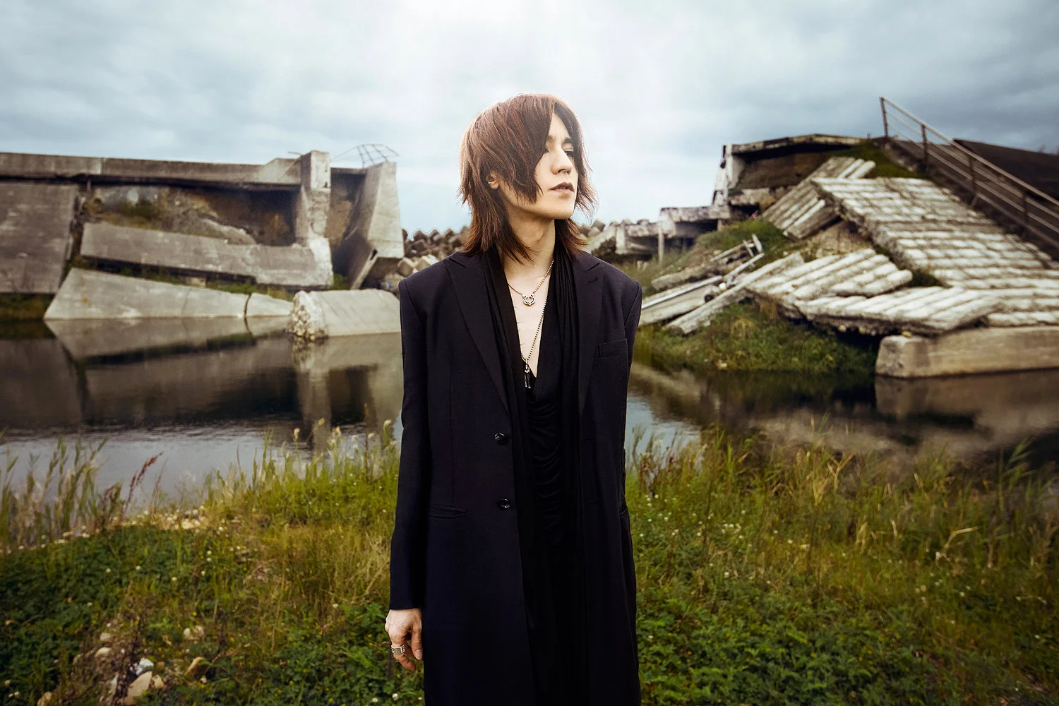 SUGIZO