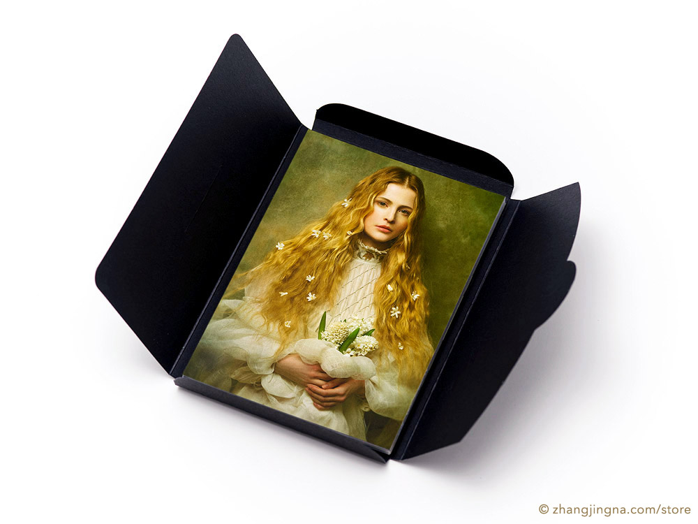 Jingna-Zhang-Postcard-Set---Box-Packaging-Designc.jpg