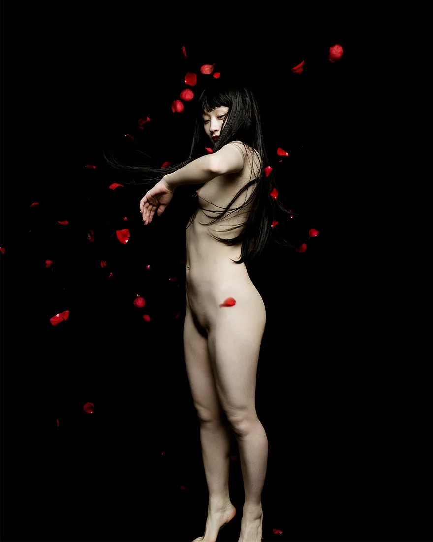 KOM_I-Shedding--Wednesday-Campanella-by-Jingna-Zhang2b.jpg
