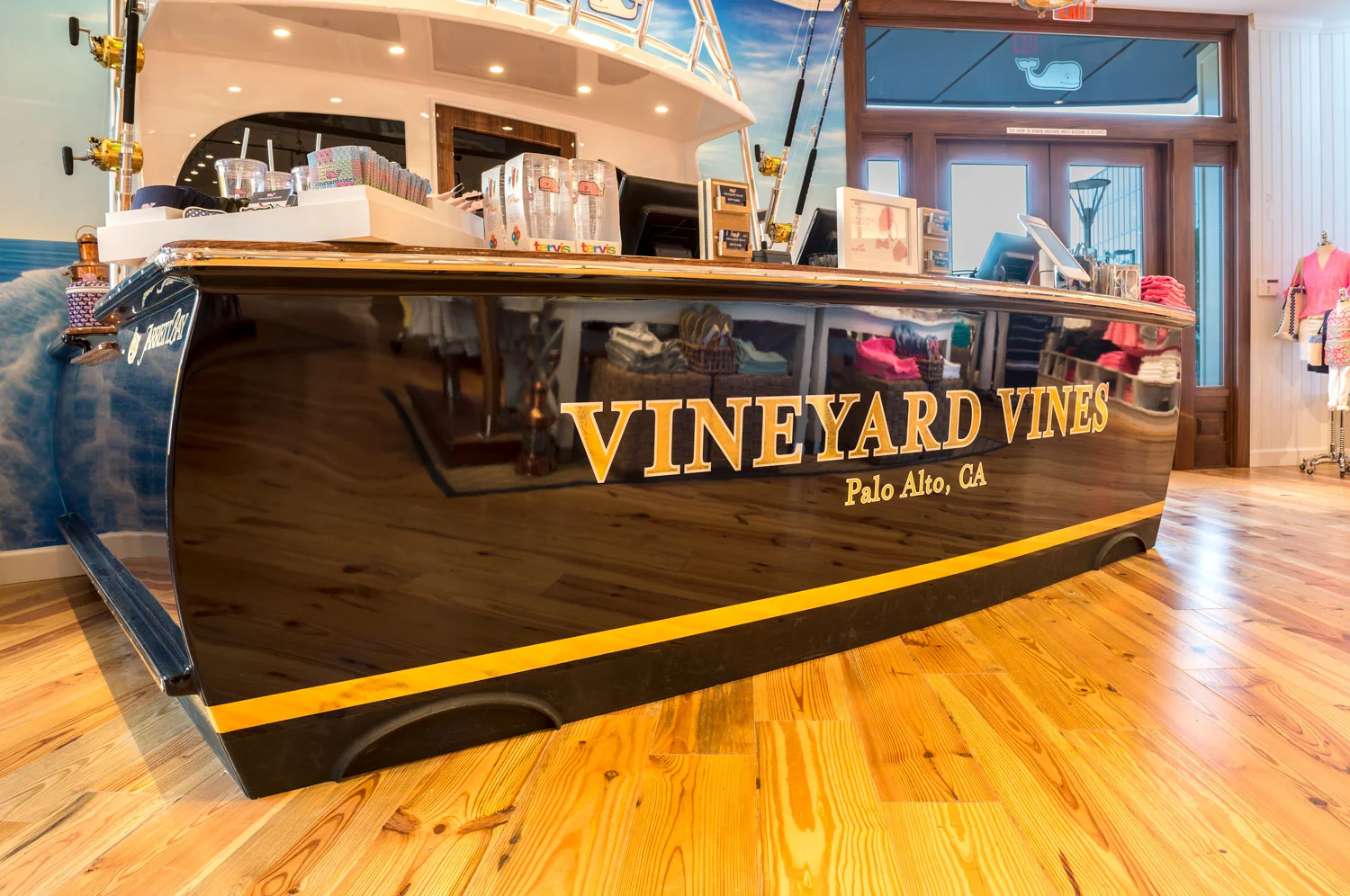 VINYARD VINES