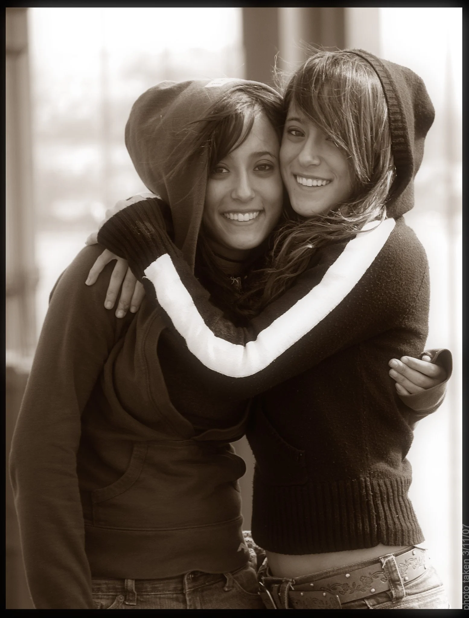kissylex-2.jpg