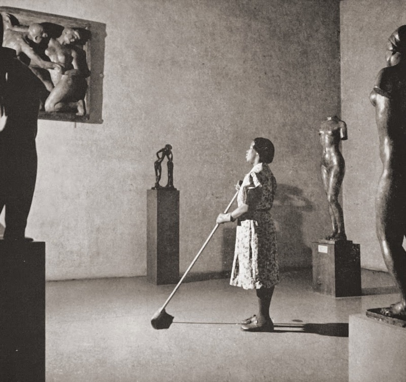 Detail of Fritz Henle, Cleaning Woman in MoMA, 1950s. Image courtesy of Artstack.