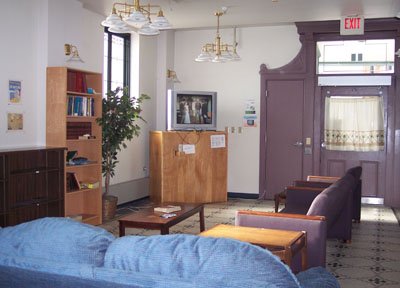 waldorf-lounge-large.jpg