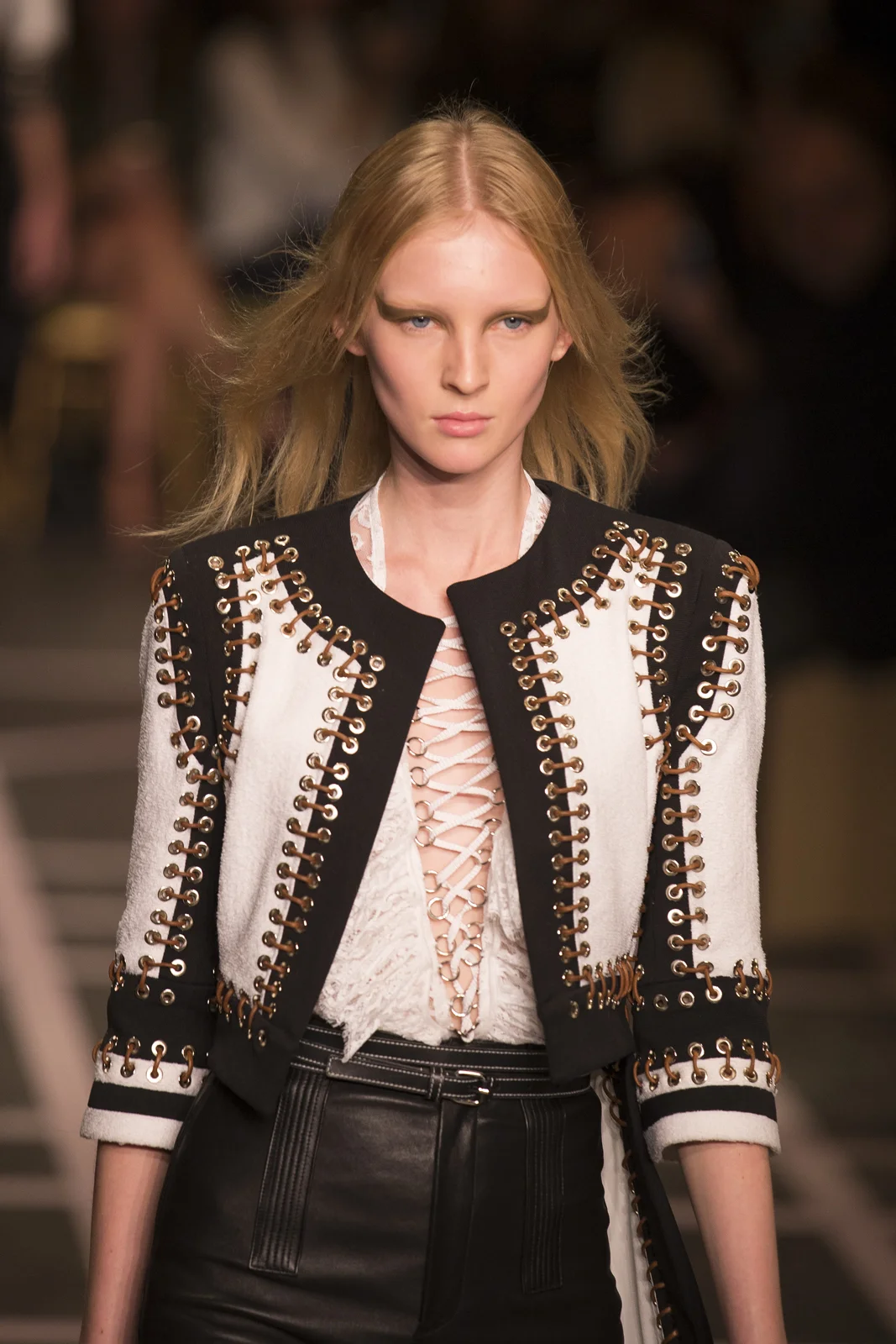 GIVENCHY