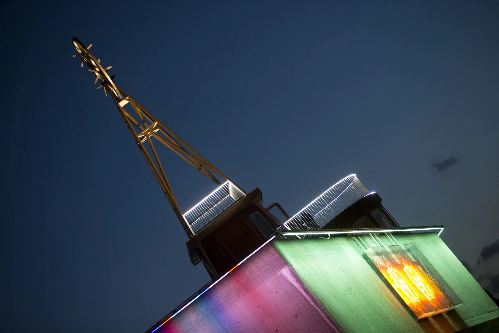 LONDON by Emmanuele Contini_1.jpg