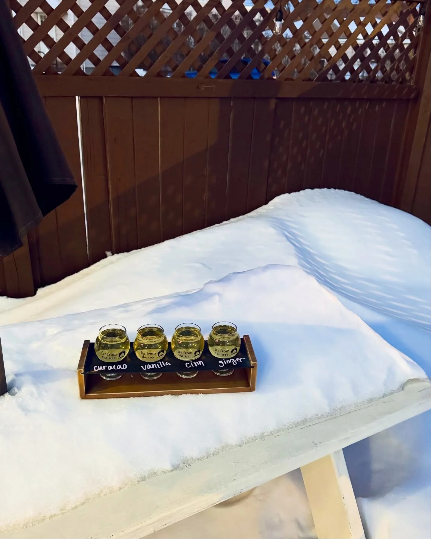 🍁MAPLE FLIGHTS 🍁they&rsquo;re BACK this weekend (and week while supplies last), even though it&rsquo;s freezing and we&rsquo;re basically buried in snow. Worth it? 100%.

Swing by the taproom, warm up with a maple flight, and vote for your favorite