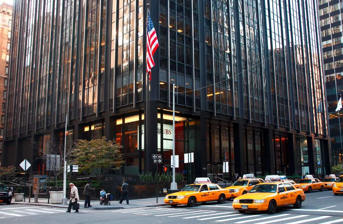 ubs280799936.jpg