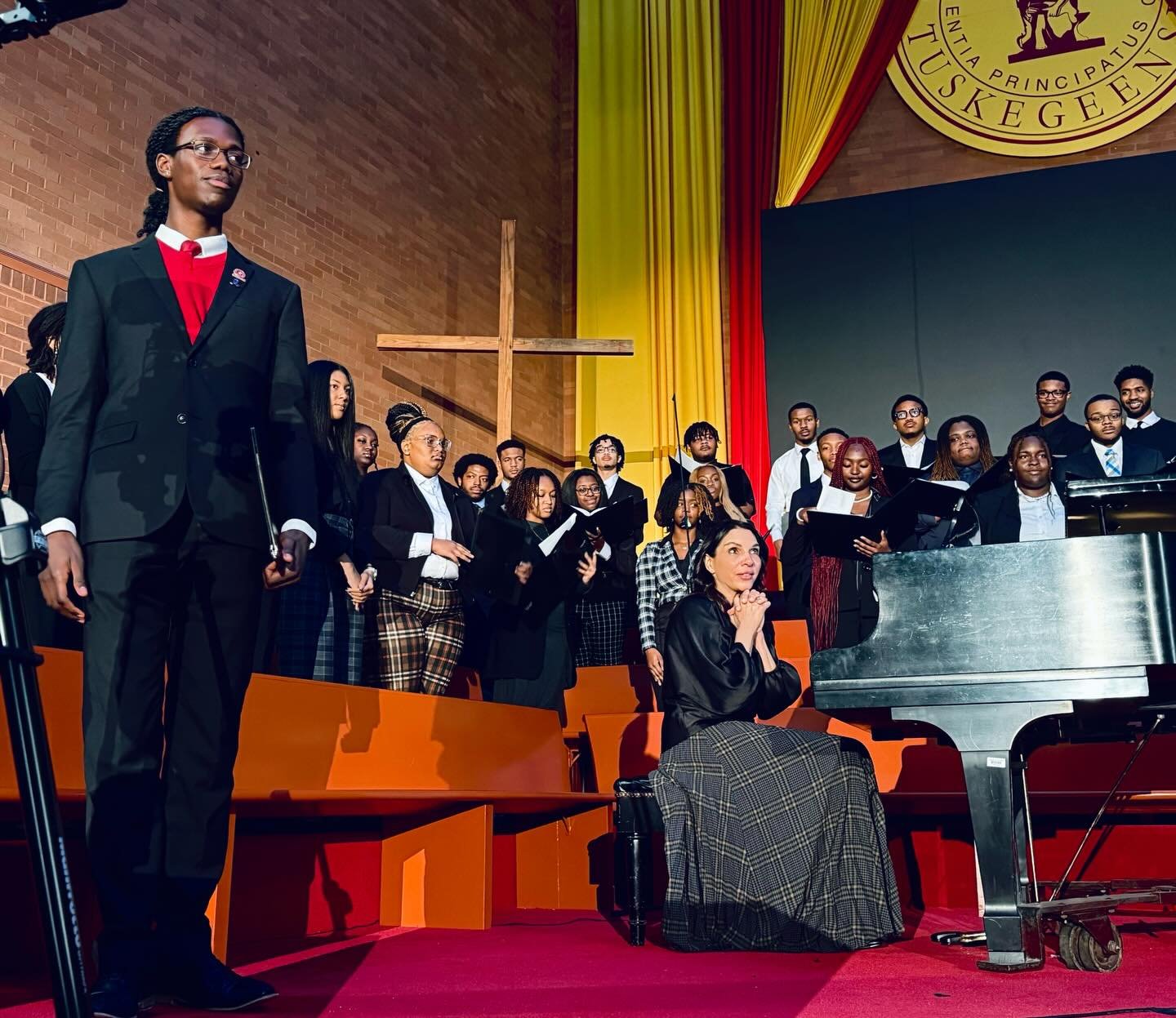 I spent Dr King&rsquo;s 97th birthday with these @tuskegeeuniversity students who are honoring his dream in the most of beautiful ways 🕊️

The Golden Voices Choir, founded in 1886 by Booker T Washington, sang at the opening of @radiocitymusichall in