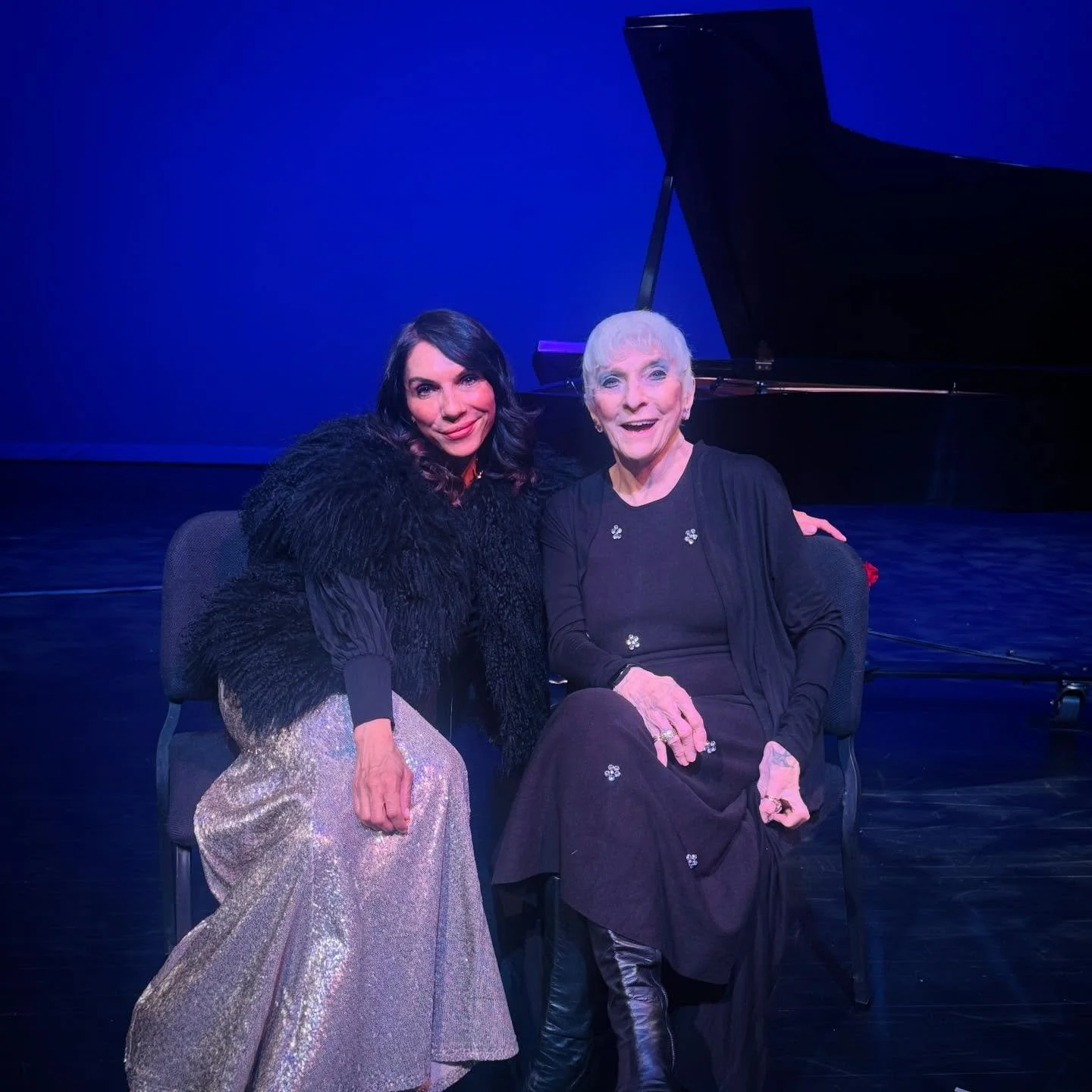 Celebrating the gorgeous tapestry of American music with the legend herself @judycollinsofficial - tonight and tomorrow at @restoncommunitycenter 💜
Lucky to be me&hellip;