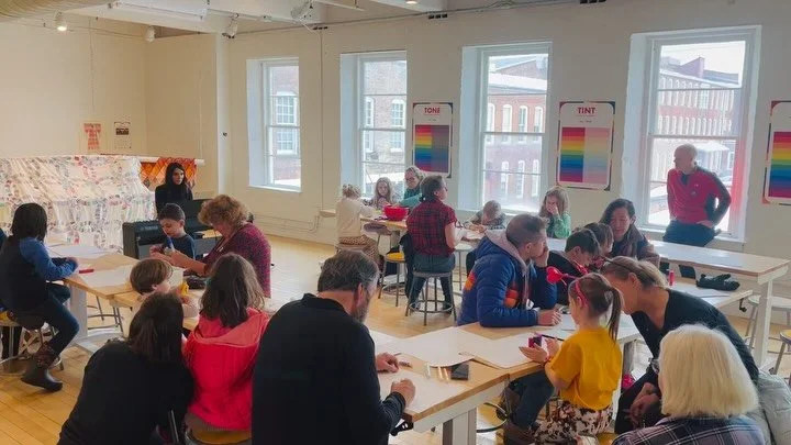 Spending George Washington&rsquo;s 🎂 in contemplation of the American future, expressed by kids who will be building it 🗽🇺🇸
@thedeclarationproject at @massmoca 

#art #kindness #unity #thedeclarationproject