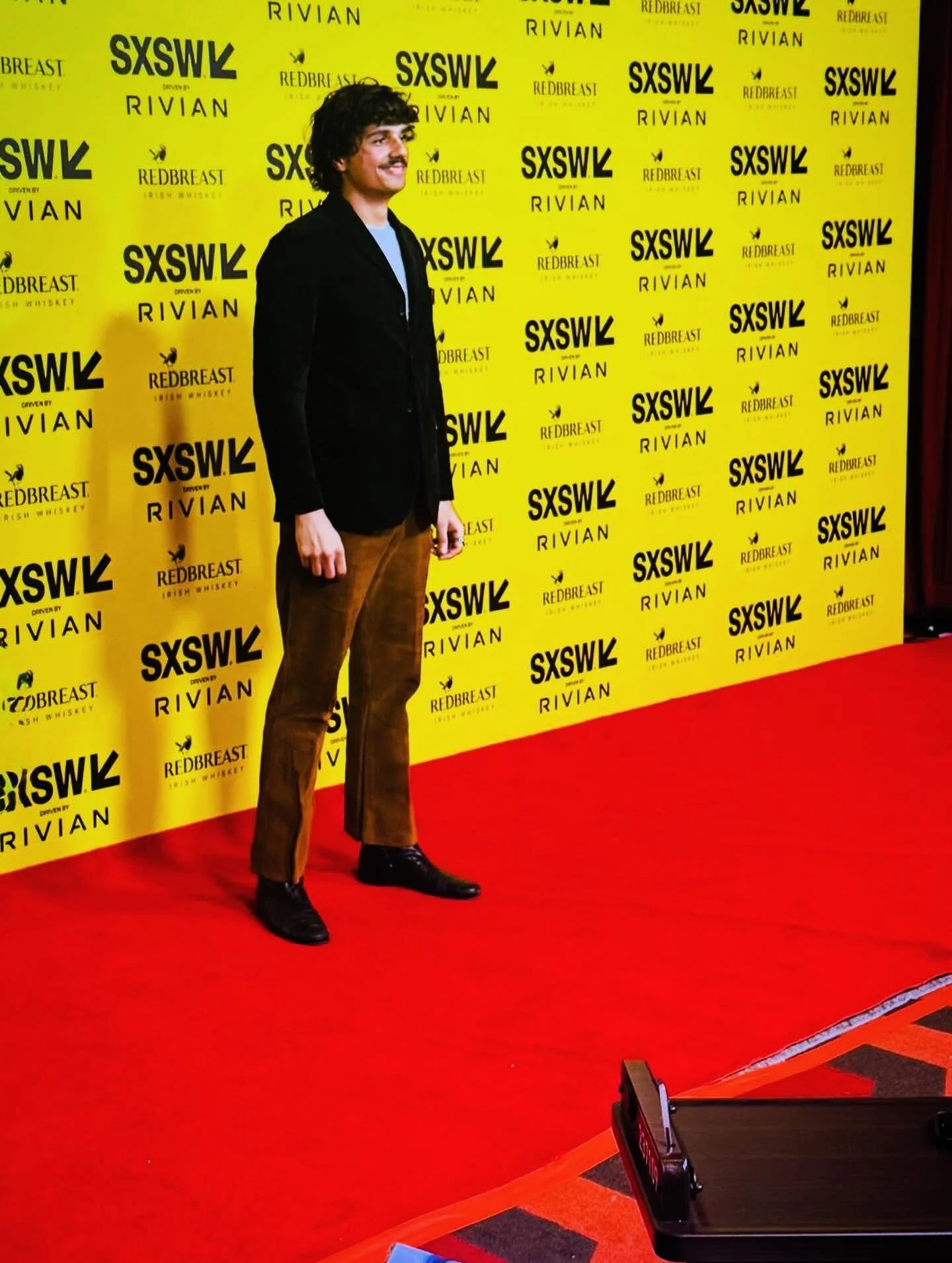 The stunning world premiere of @sparksmovieofficial at @southxsouthwest 💫
This beautiful film is so full of love and joy - just what the world needs now&hellip;.
@simondownes1 ❤️❤️❤️❤️❤️