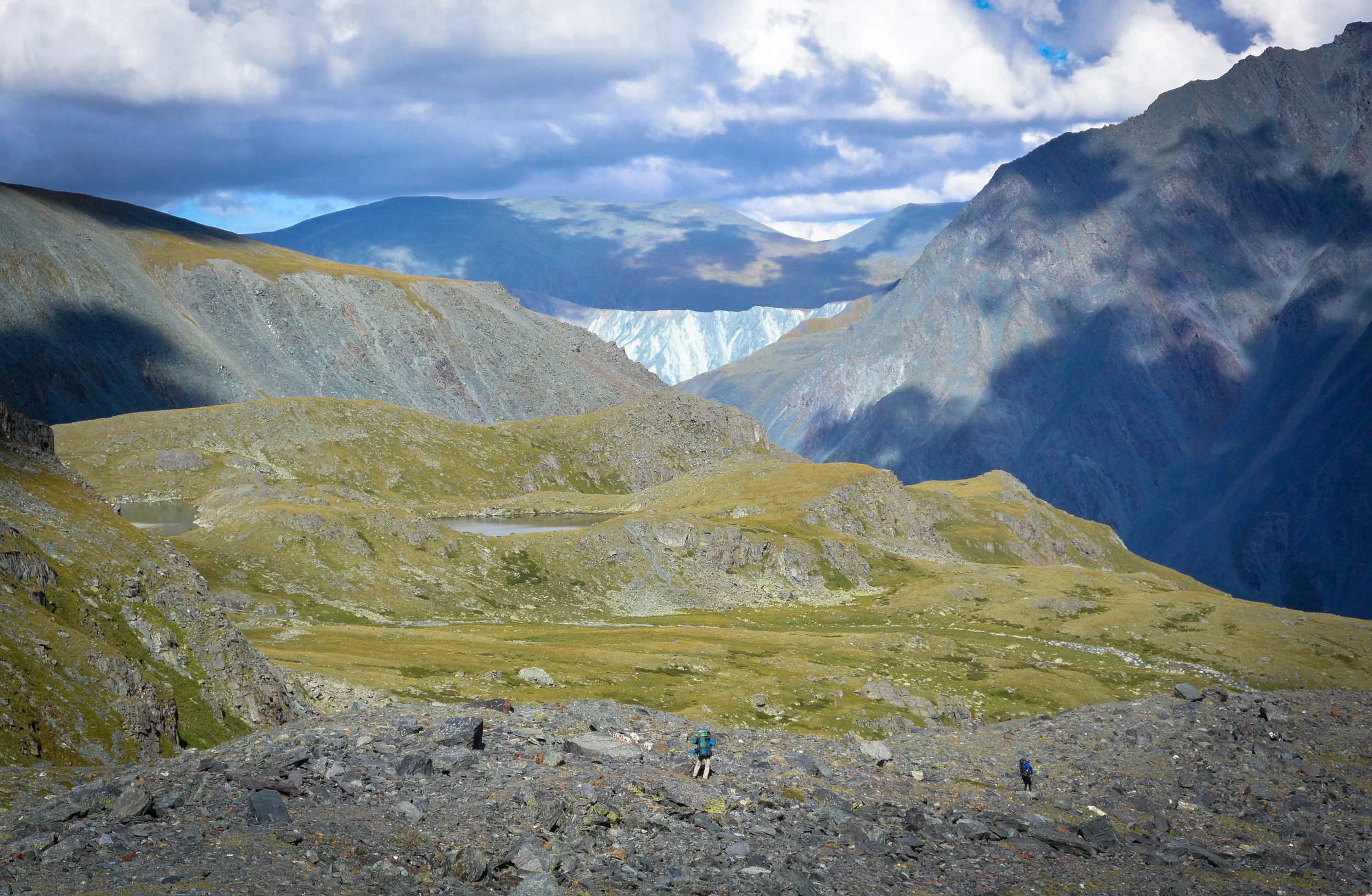 7 Lakes Valley and Yarlu Valley in the distance