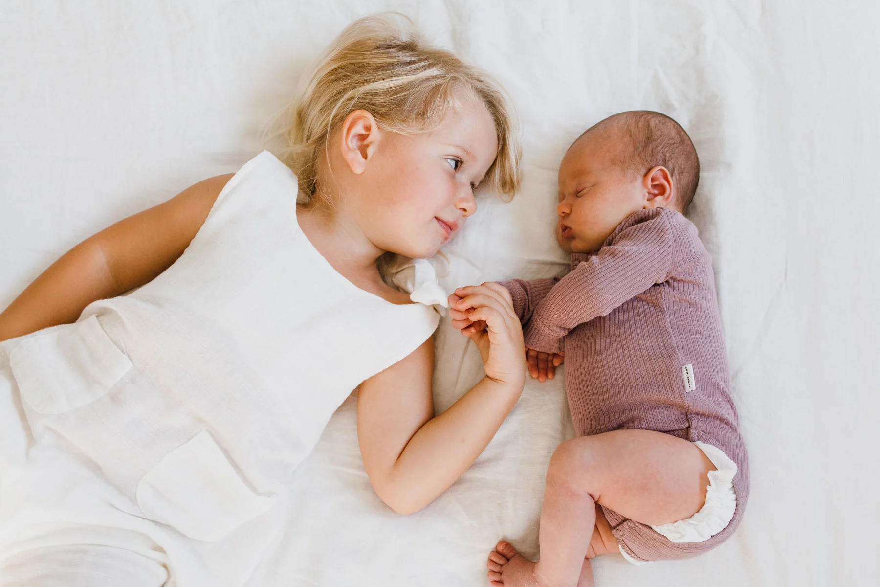 Tauranaga family photographer T&B-0598.jpg