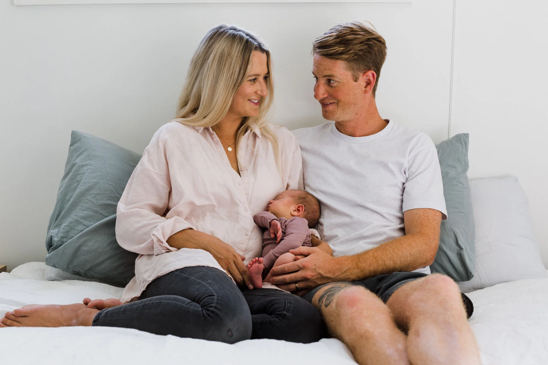 Tauranaga family photographer T&B-4853.jpg