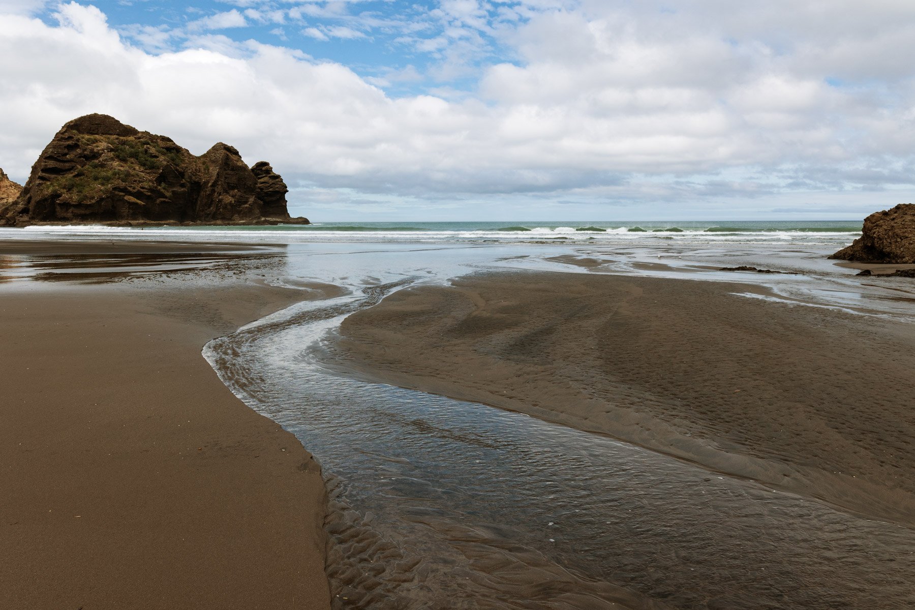 Piha Tiny home NZ lifestyle Photographer-9146.jpg