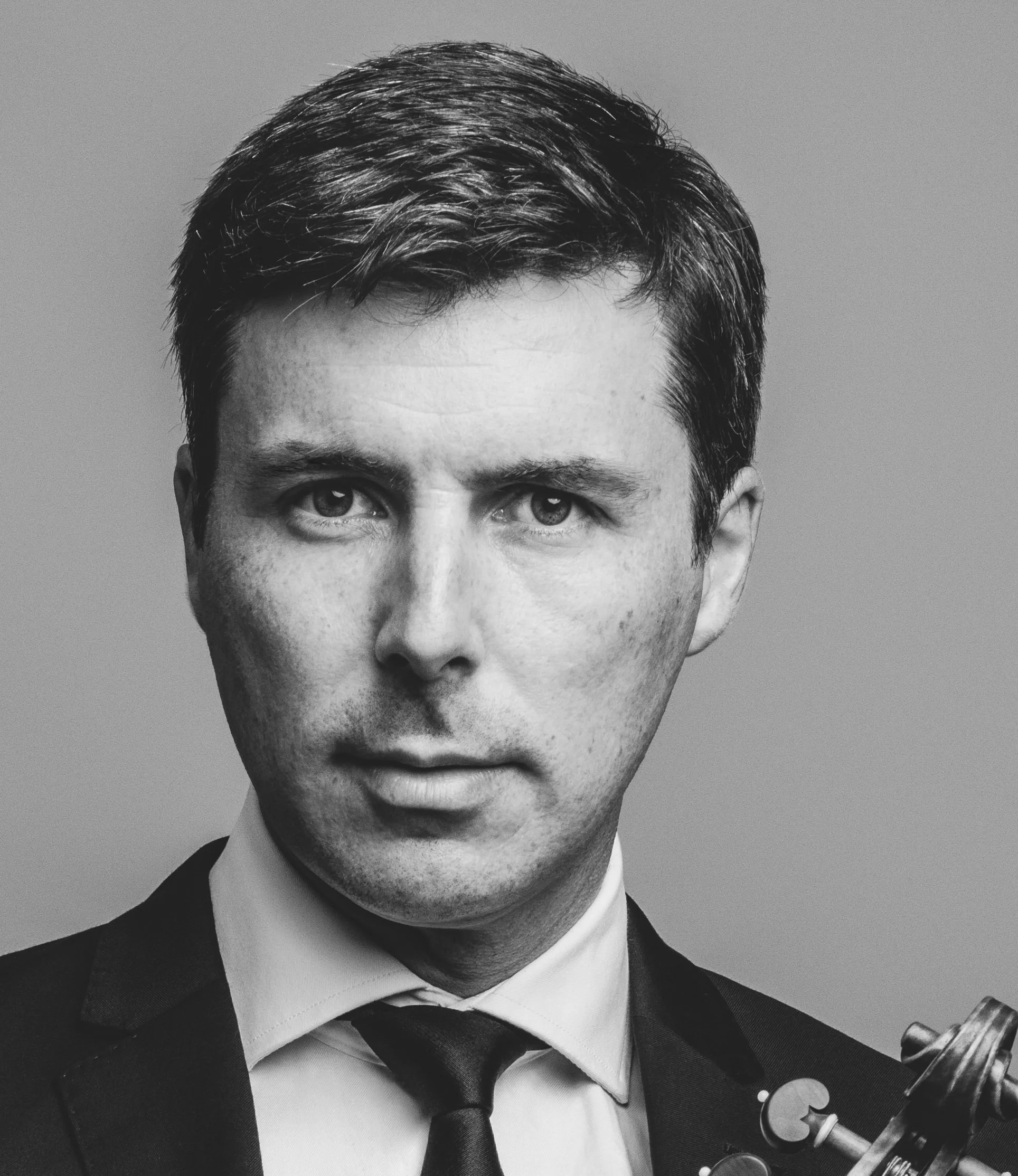 Alex Norton - violin