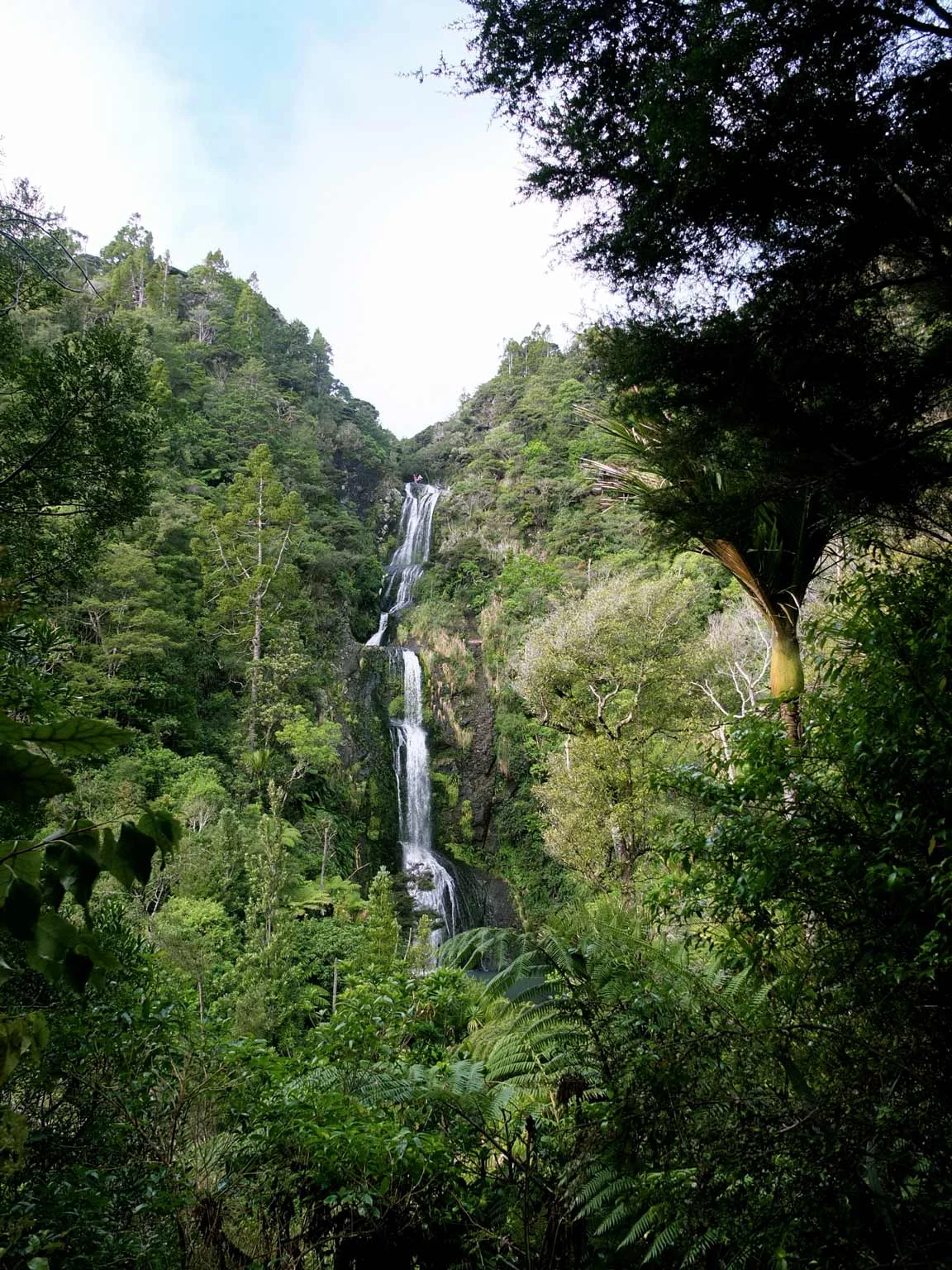 Kitekite Falls