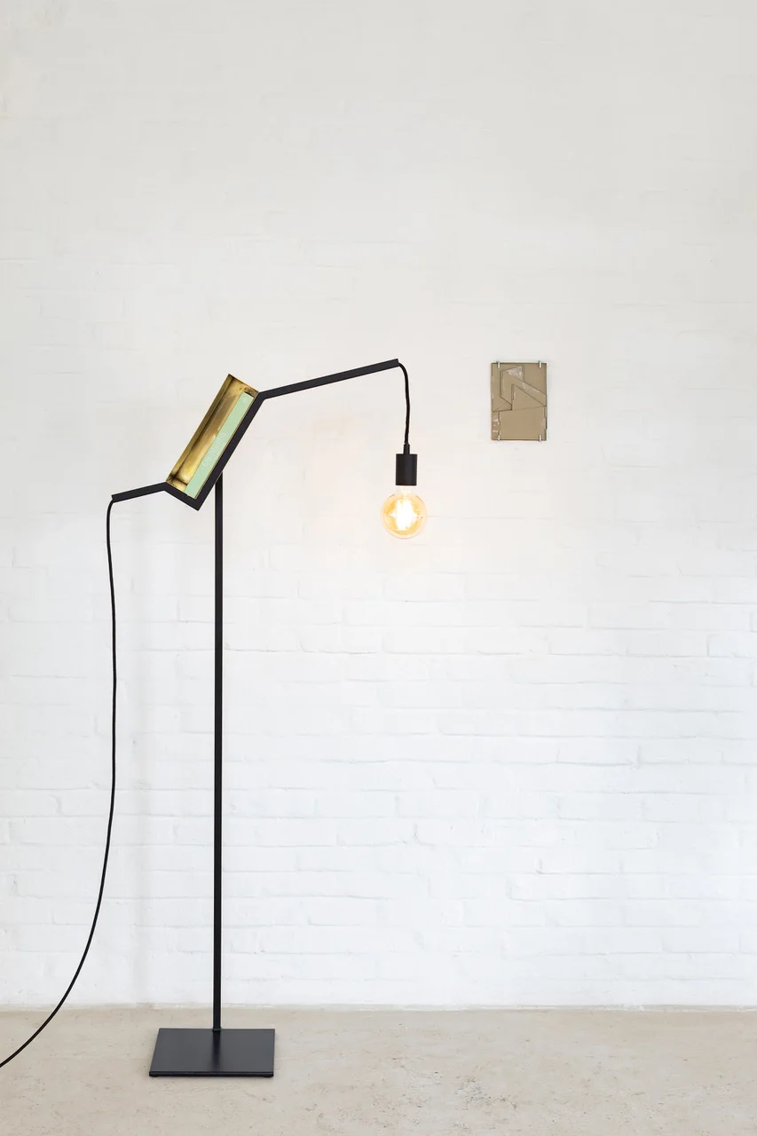 JOINTED LIGHT