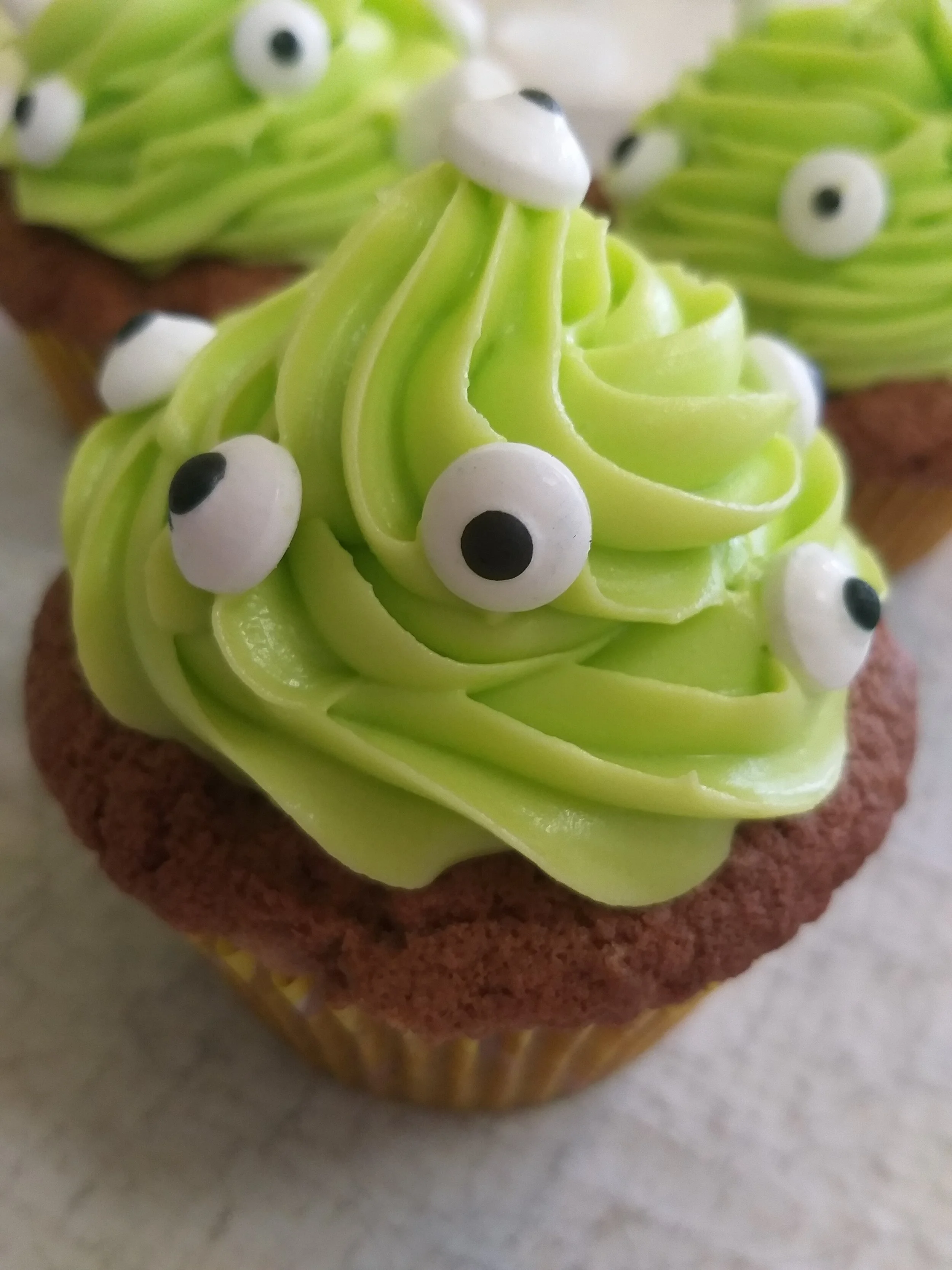 100 EYE MONSTER.jpg