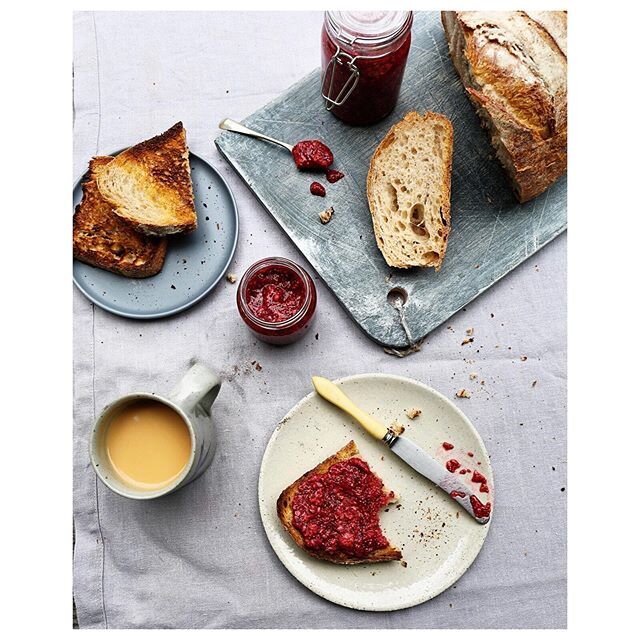 Is there anything better than tea and toast with homemade jam... it&rsquo;s that kinda day. This 5-minute raspberry chia jam recipe is a cinch and, with no sugar, is much healthier than traditional jams. Recipe below and in my 5-minute recipe highlig