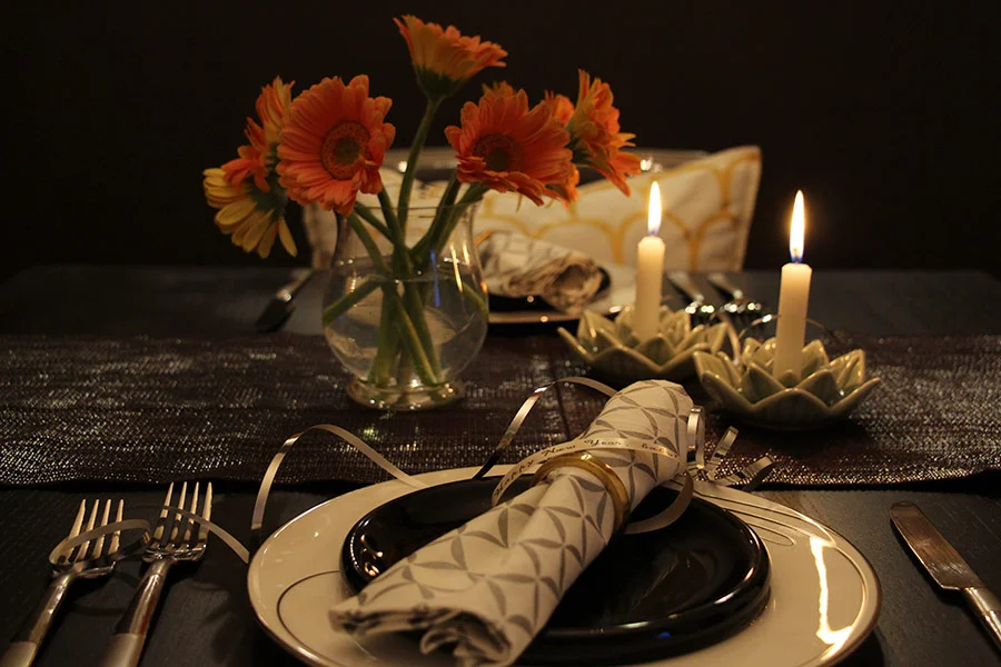 FAB HOSTESS - DINNER FOR TWO