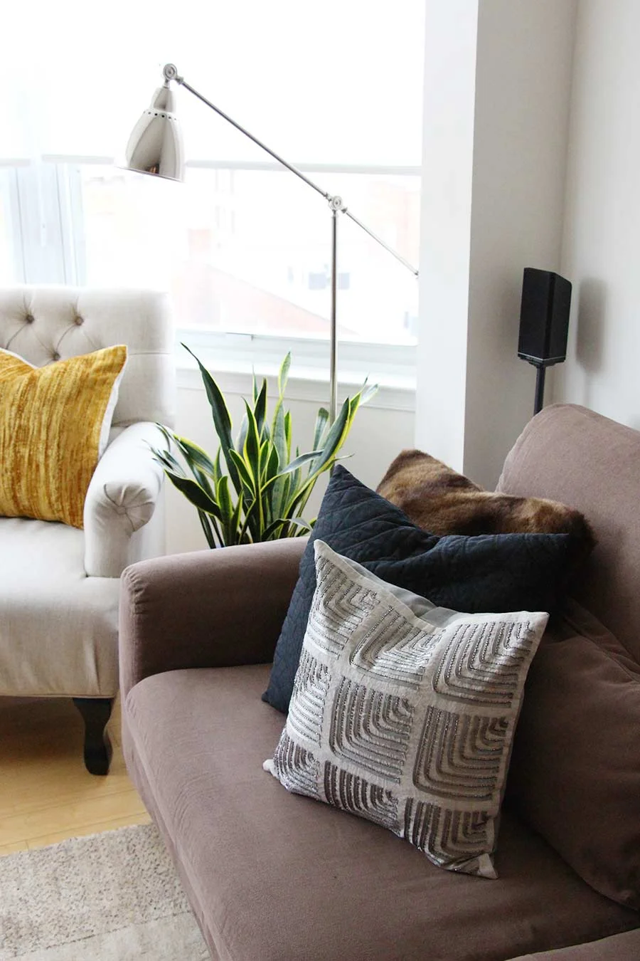 EASY STYLING - PILLOWS & PILLOWS