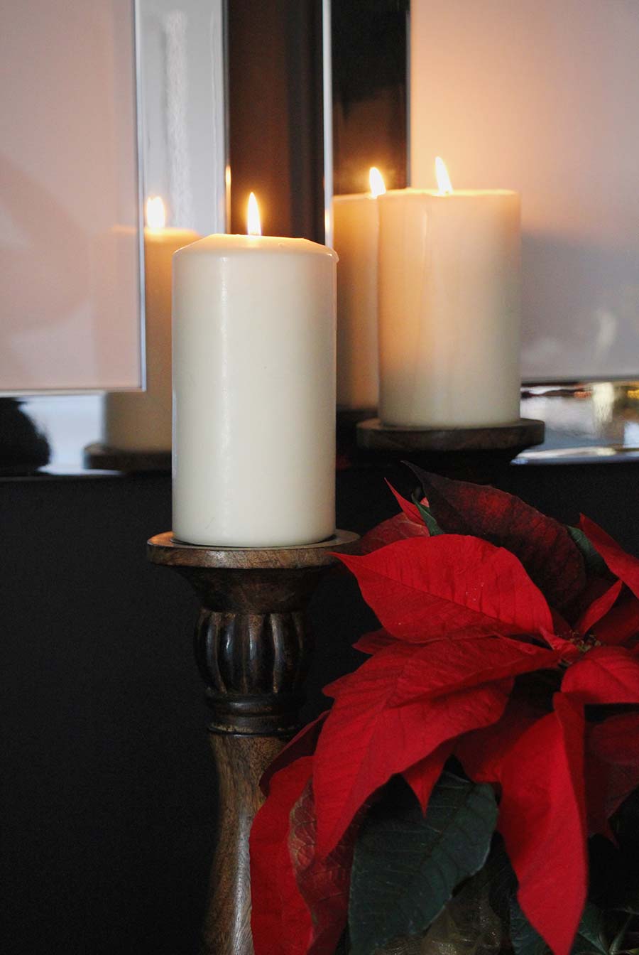 candle-light-christmas-decor.jpg