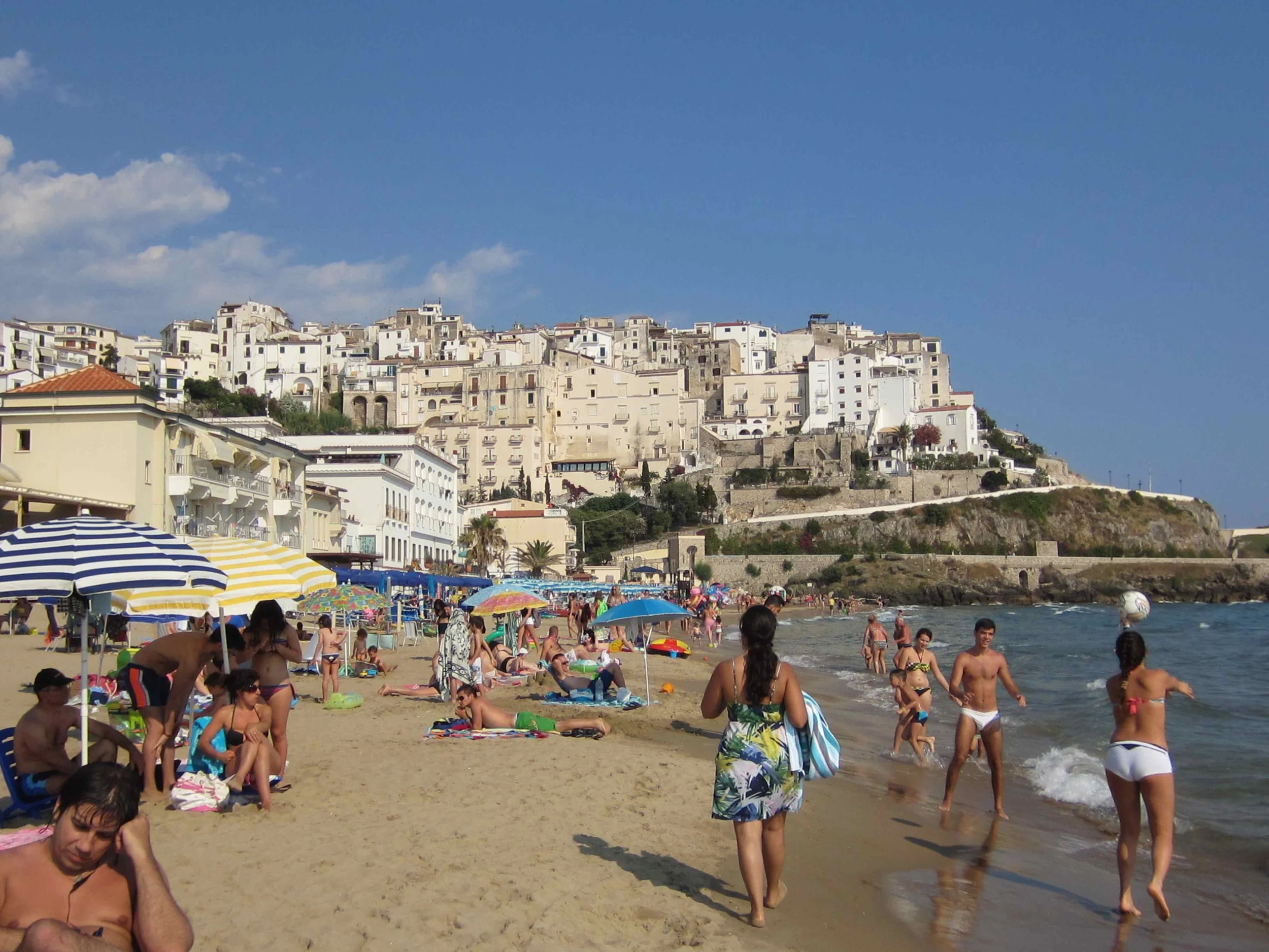 SPERLONGA BEACH Sperlonga is one of Italy’s finest beaches.