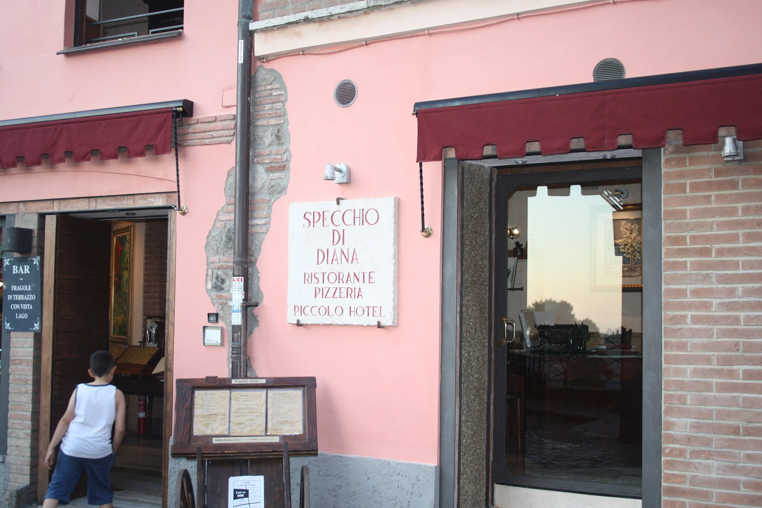 Specchio di Diana Corso Vittorio Emanuele, 13, 00040 Nemi Tel. 06 936 8805 www.specchiodidiana.it Is a really good restaurant with a great variety of different dishes. Their risotto alla marinara is really good.