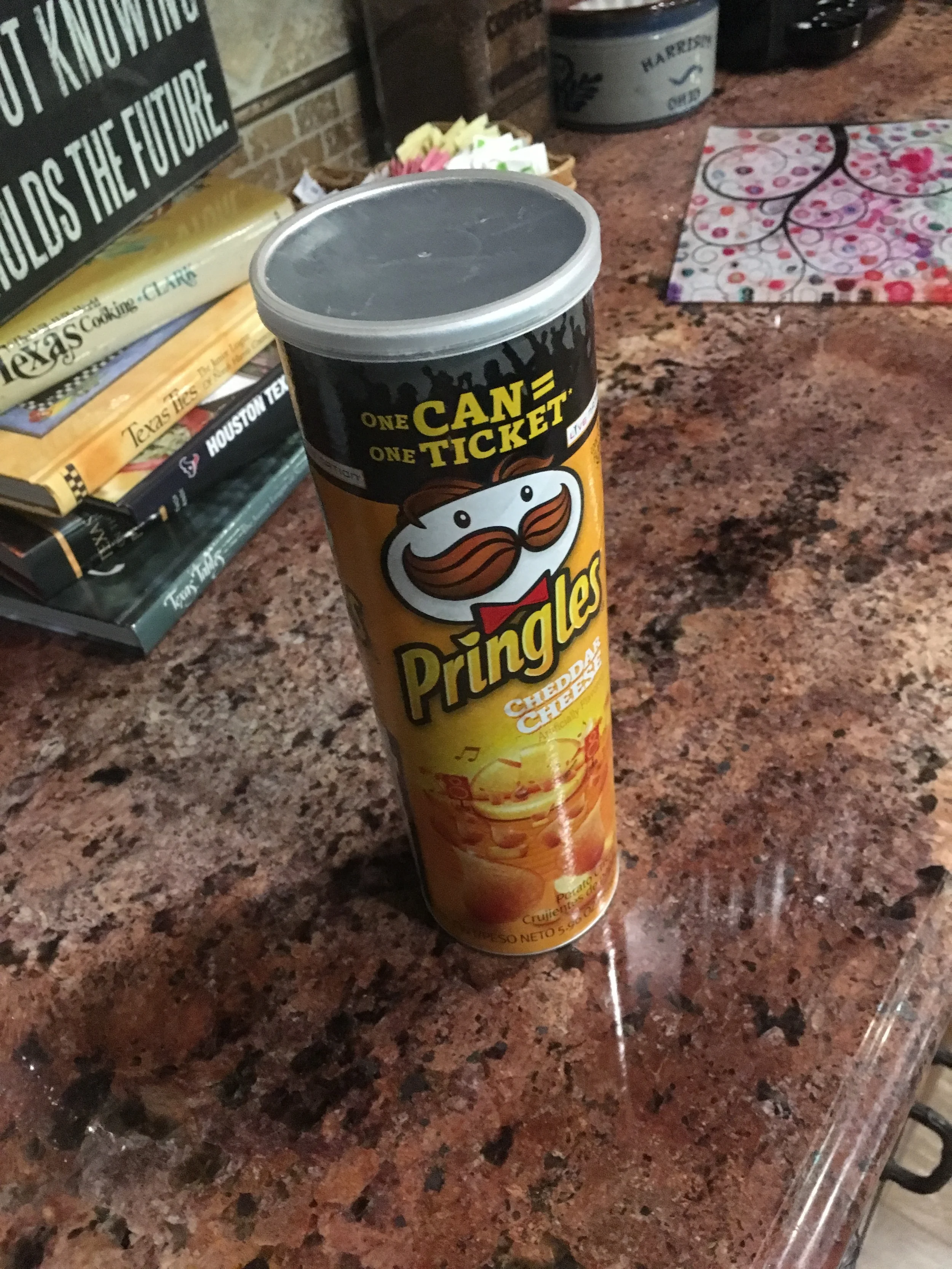 The pre-race Pringles load continues.