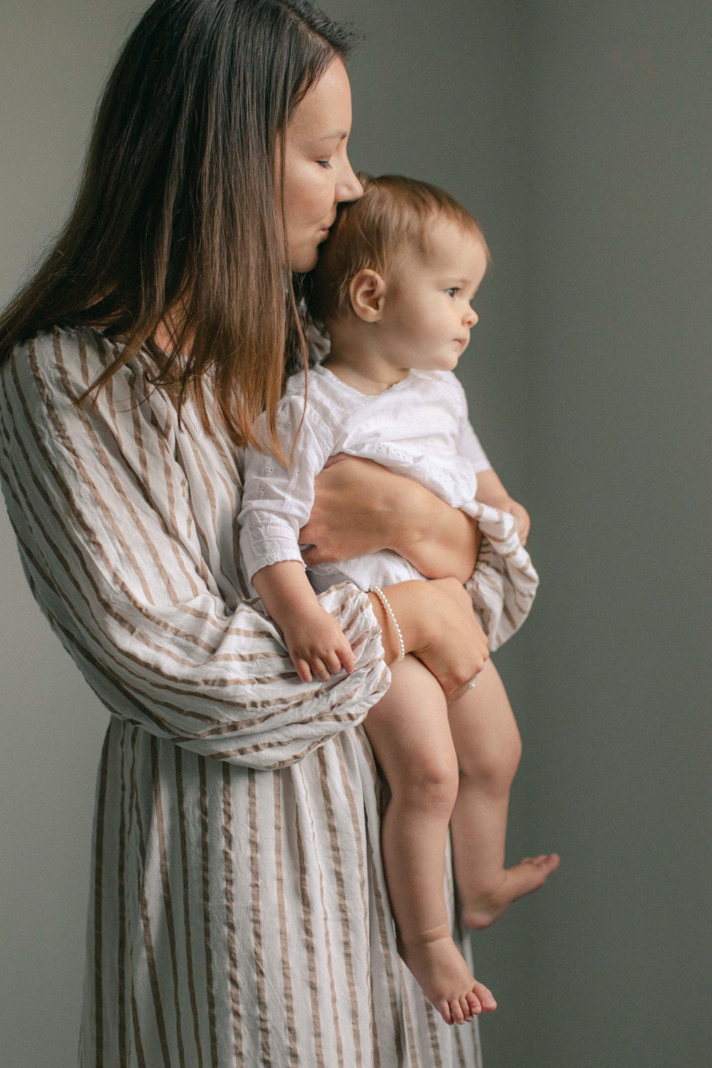 tunbridge_wells_newborn_PHOTOGRAPHER-55.jpg