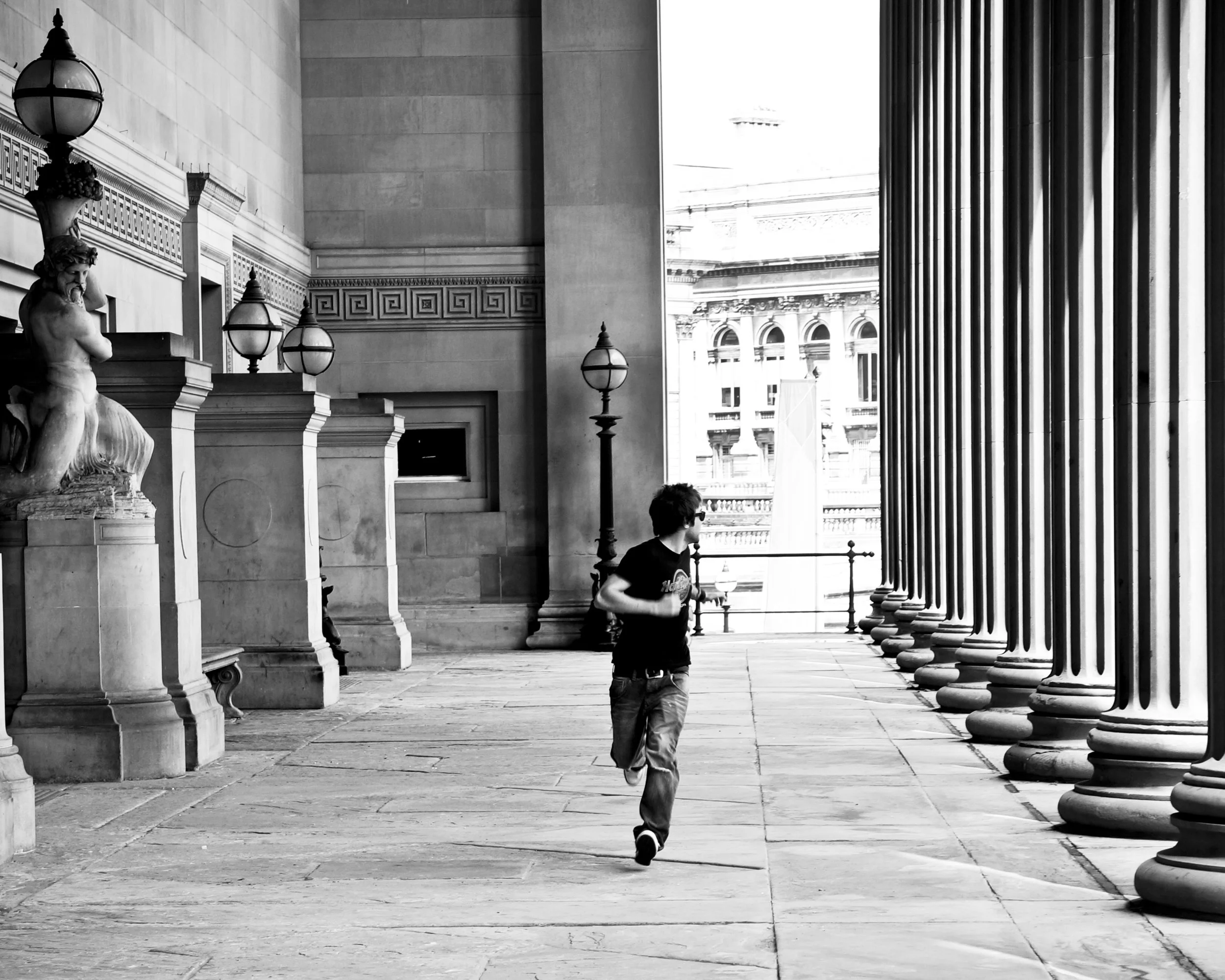 DSC00909mono edit.jpg
