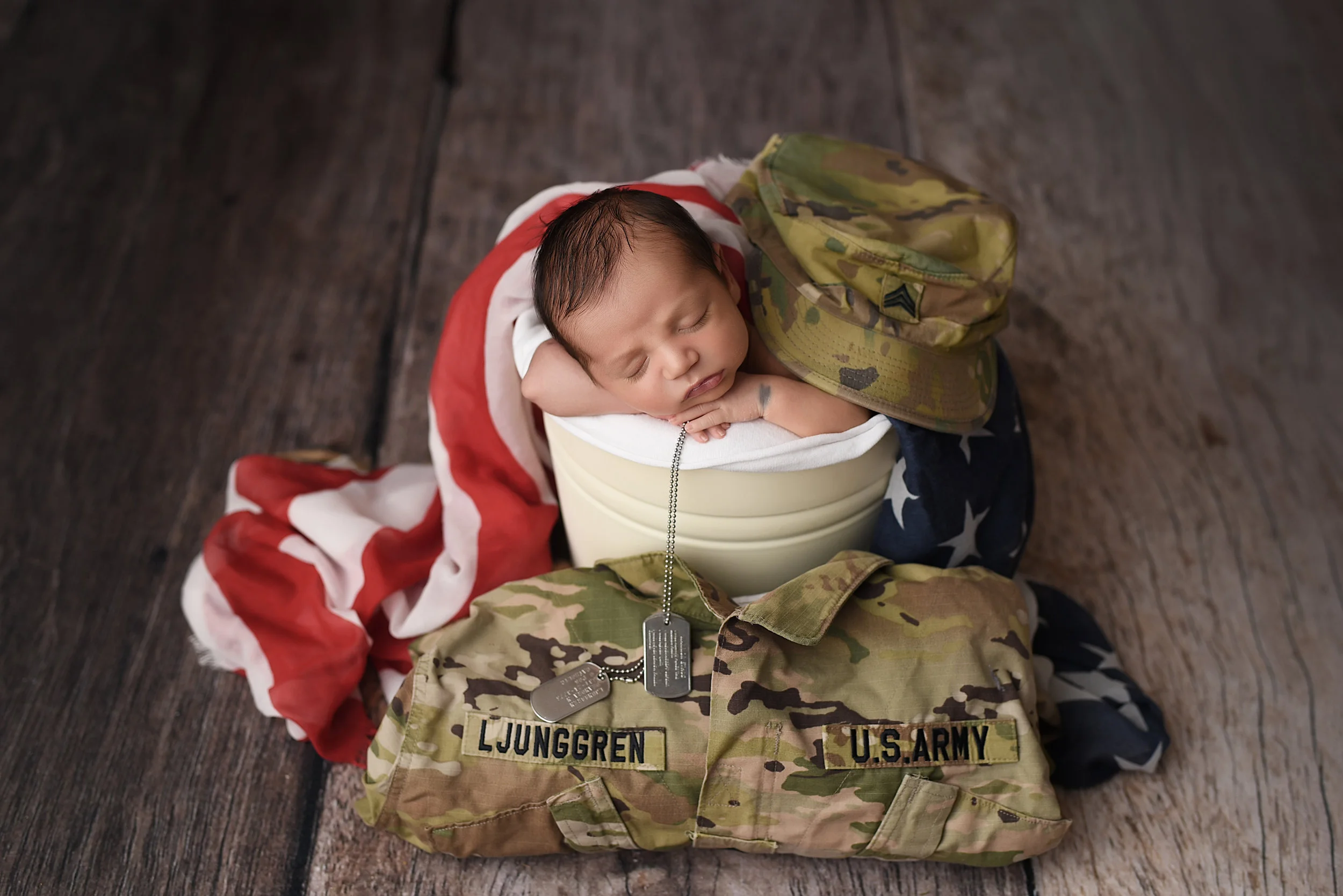 Ljunggren Newborn-17.jpg